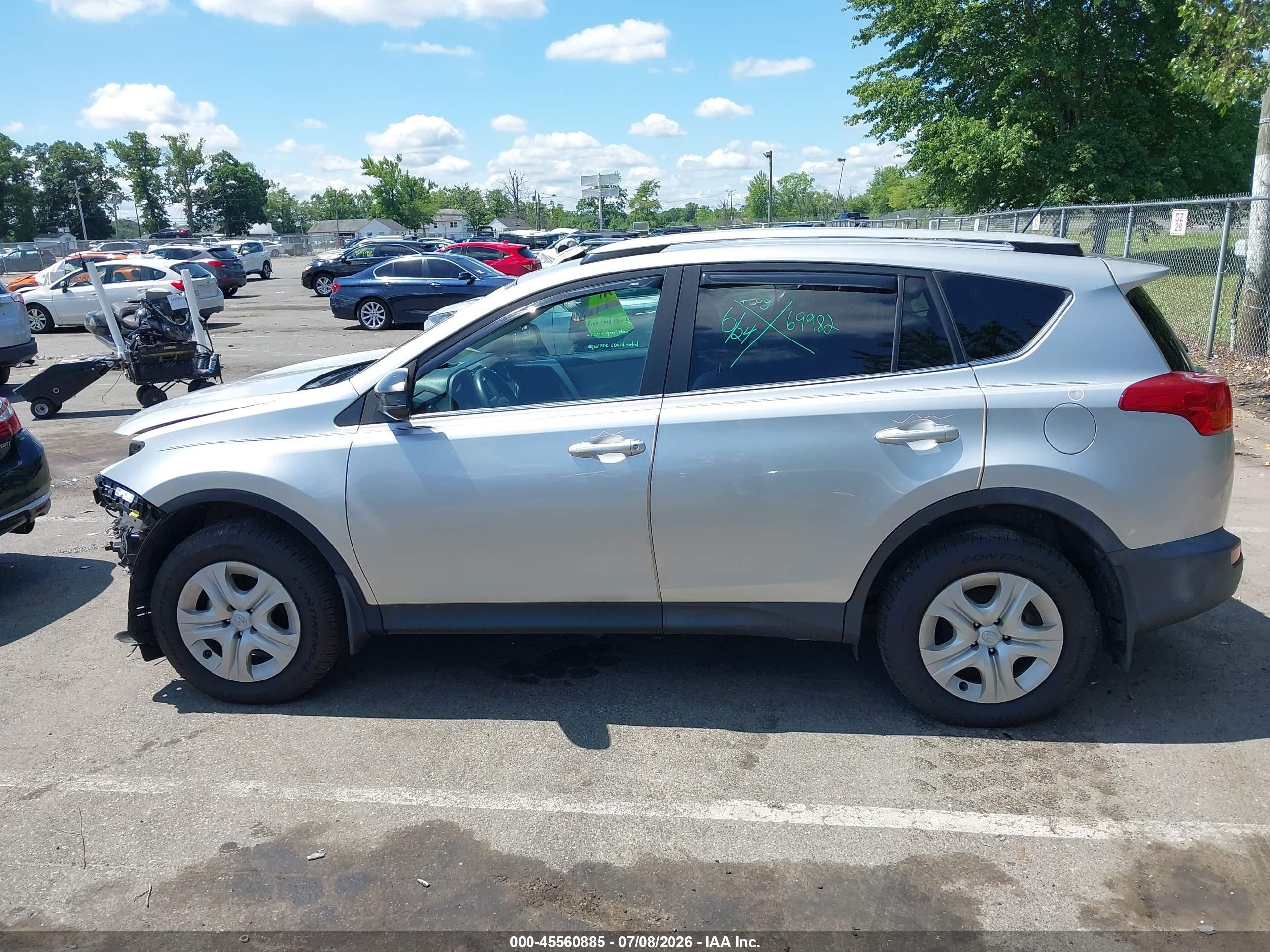 2014 Toyota Rav4 Le Gray vin: 2T3BFREV3EW227203