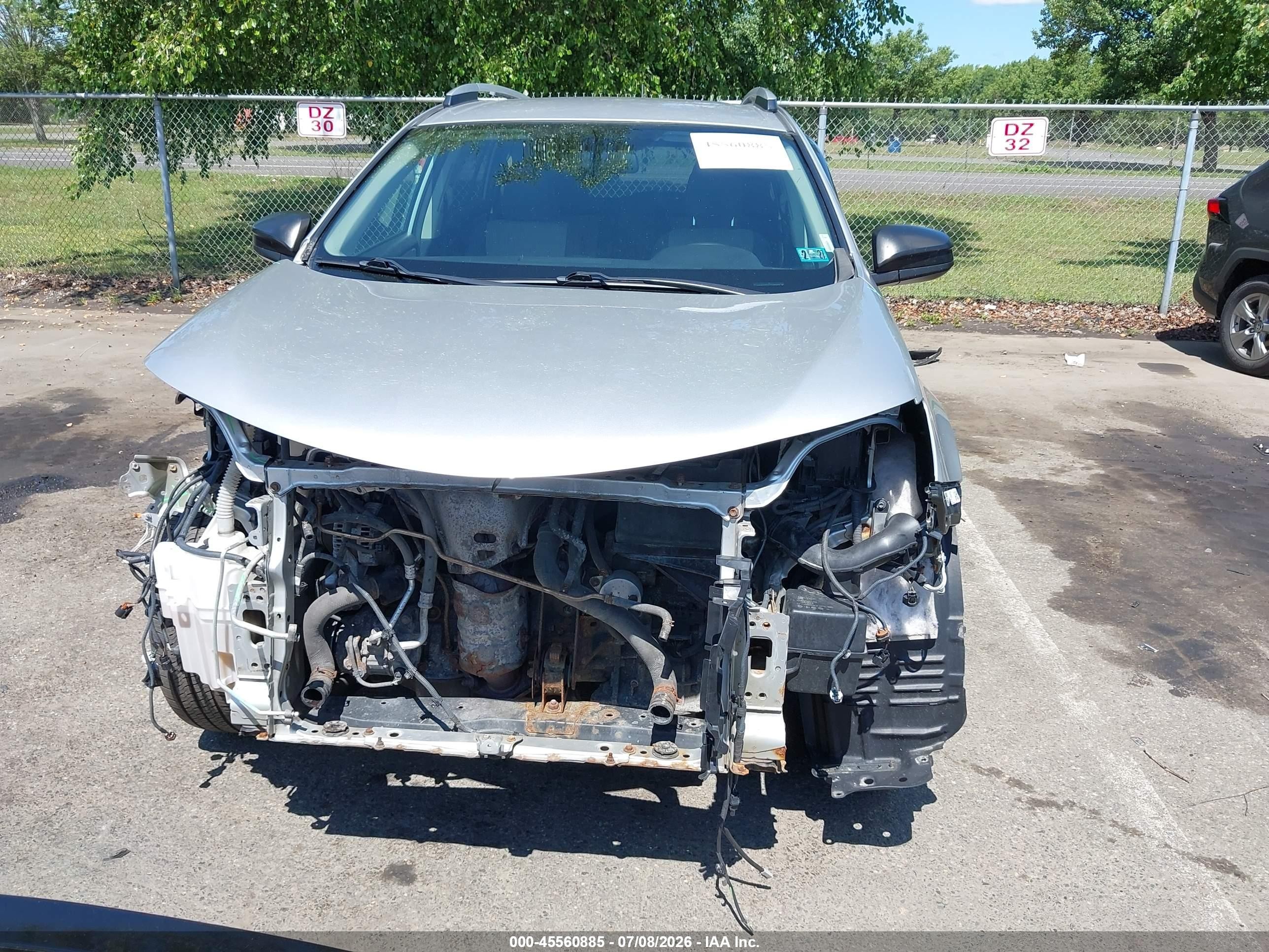 2014 Toyota Rav4 Le Gray vin: 2T3BFREV3EW227203