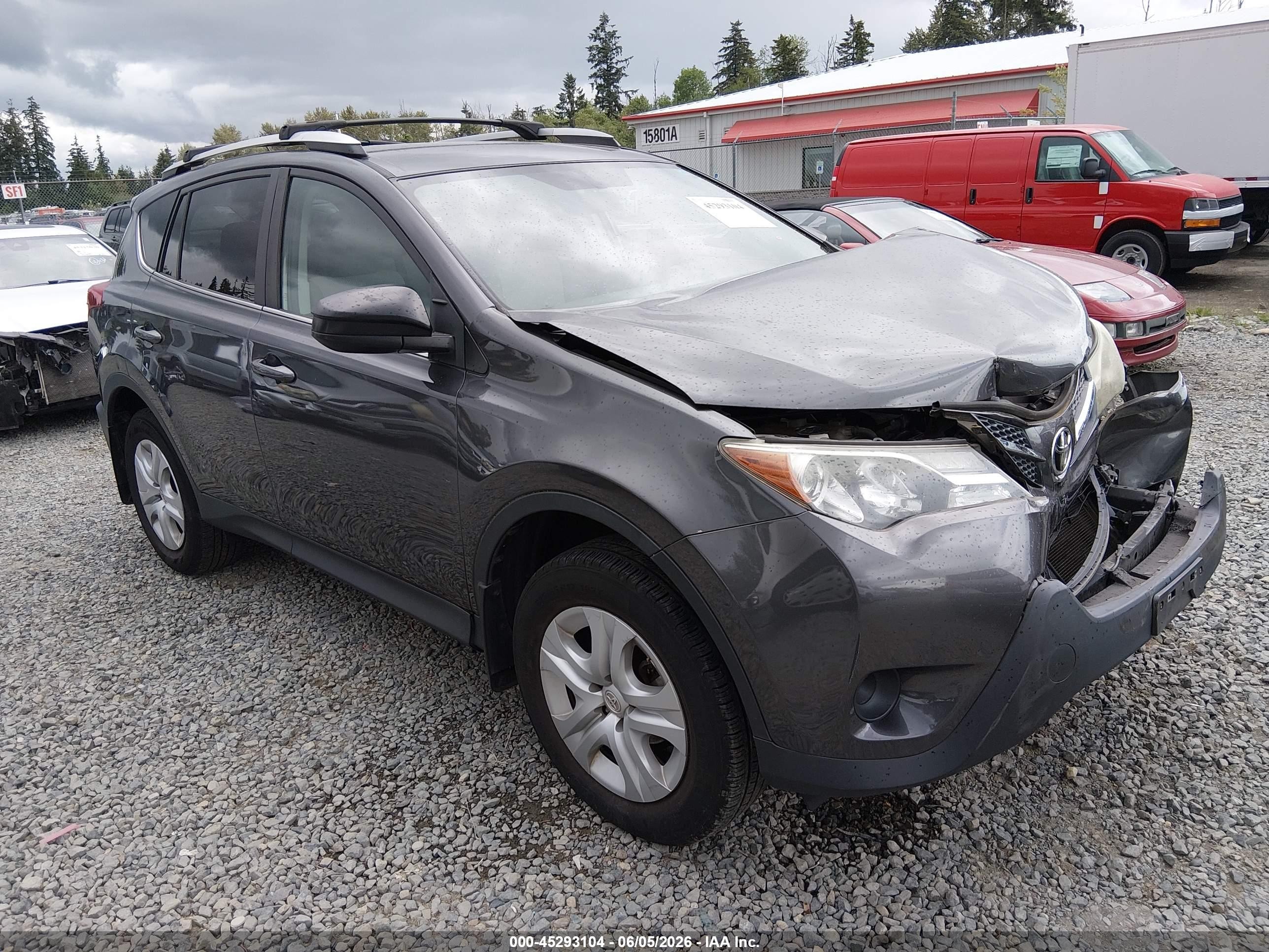 2015 Toyota Rav4 Le Gray vin: 2T3BFREV3FW264432