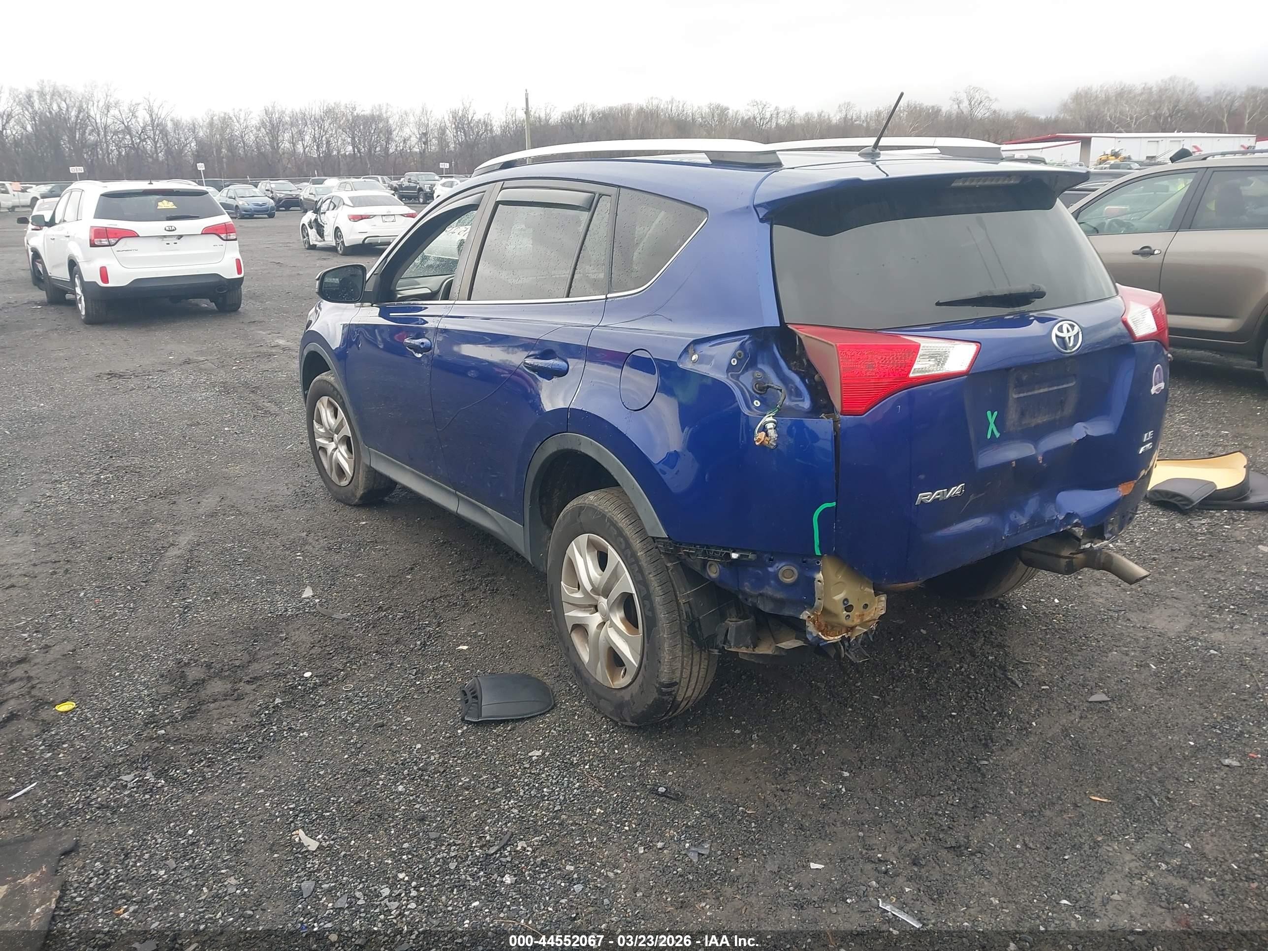 2015 Toyota Rav4 Le Синий vin: 2T3BFREV3FW310034
