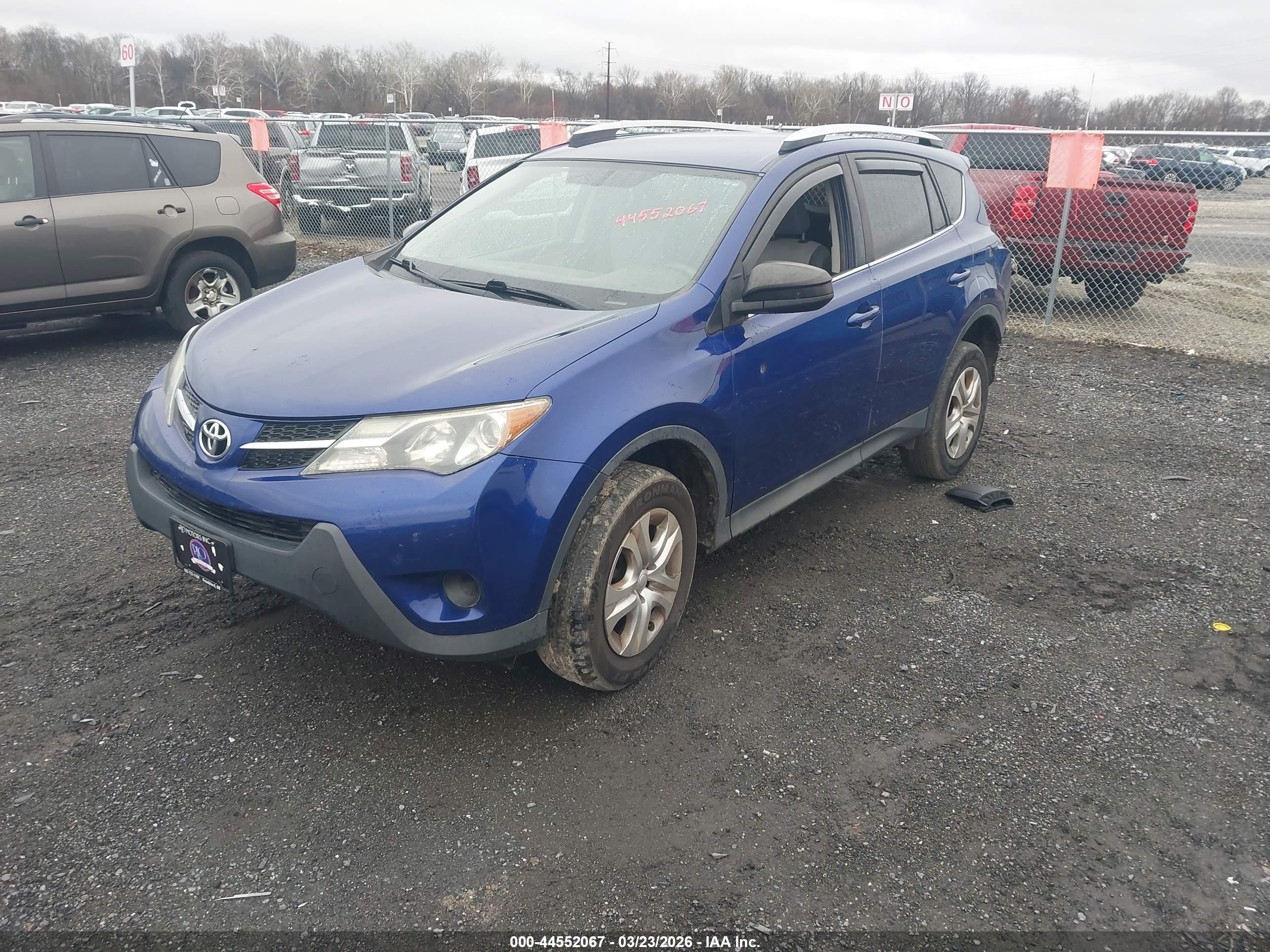 2015 Toyota Rav4 Le Синий vin: 2T3BFREV3FW310034