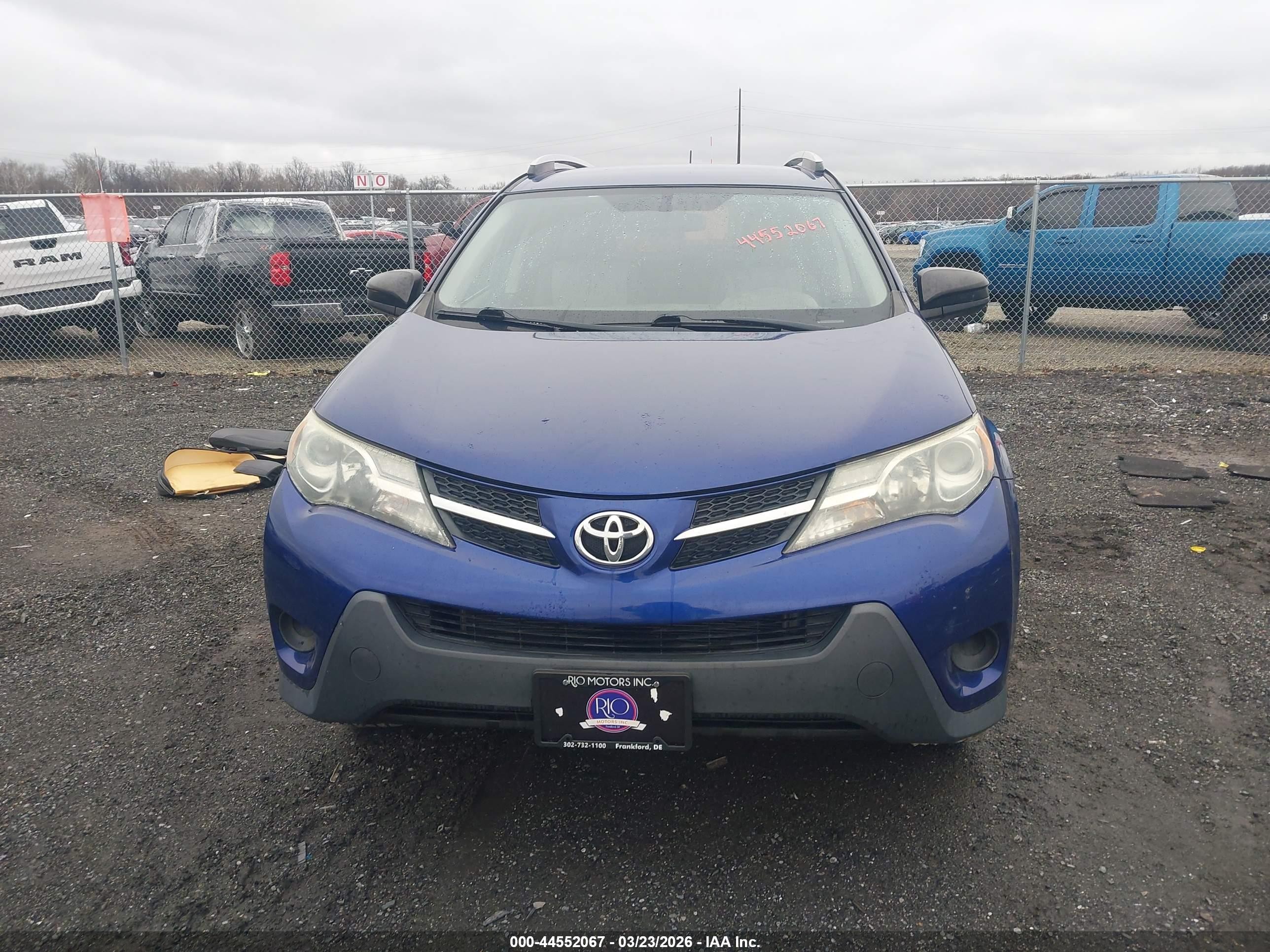 2015 Toyota Rav4 Le Синий vin: 2T3BFREV3FW310034