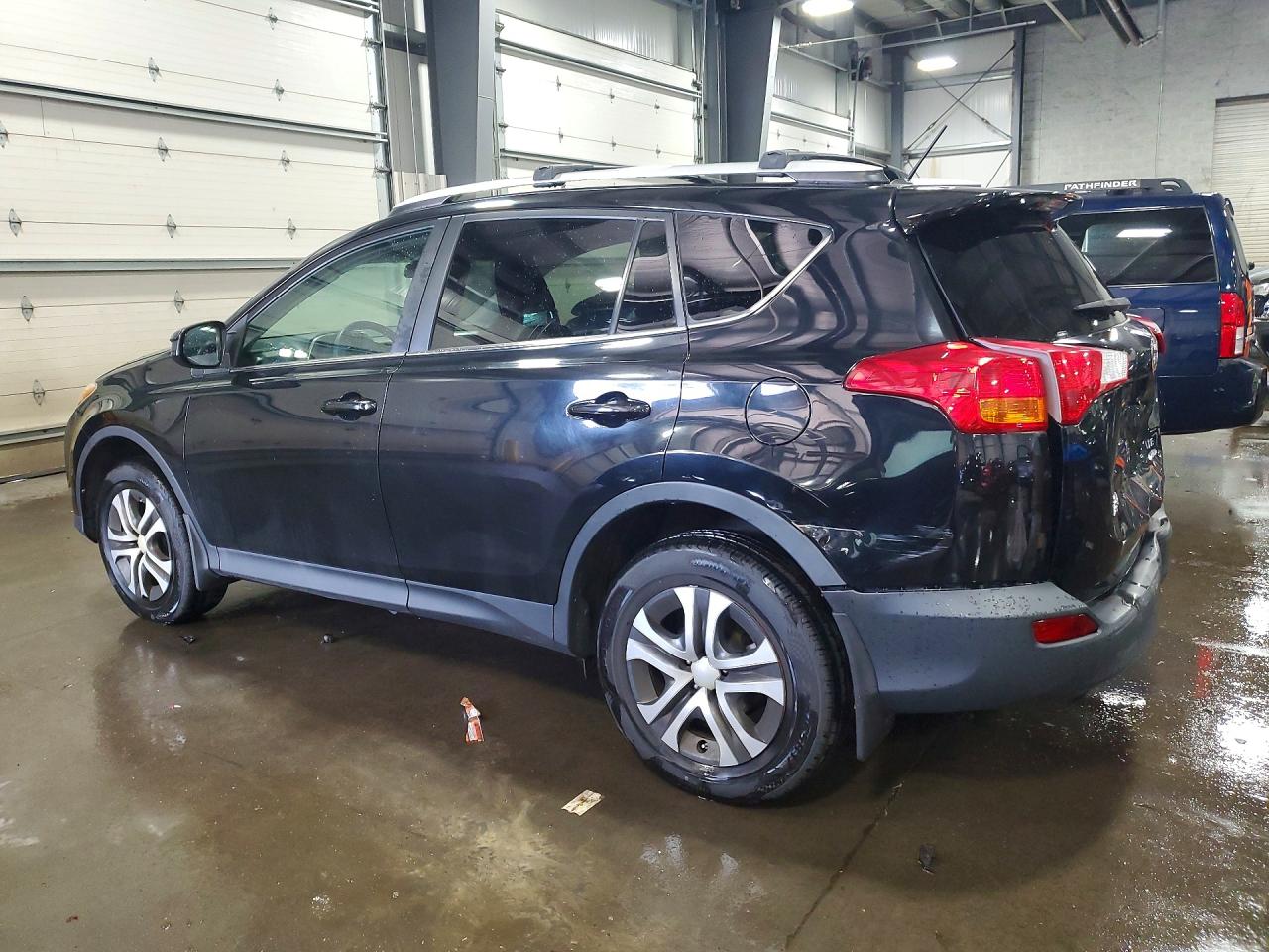 2015 Toyota Rav4 Le Black vin: 2T3BFREV3FW335516