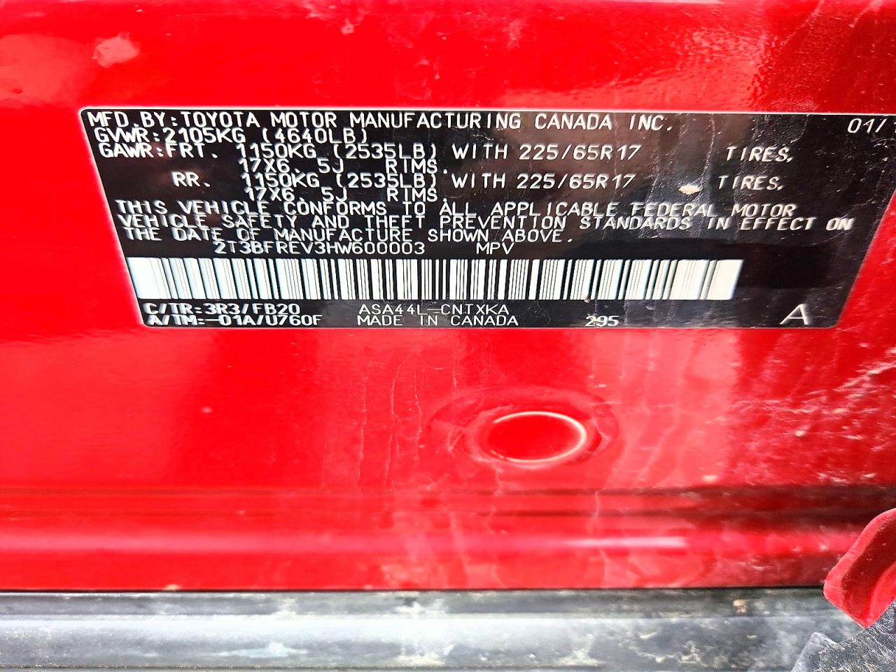 2017 Toyota Rav4 Le Burgundy vin: 2T3BFREV3HW600003