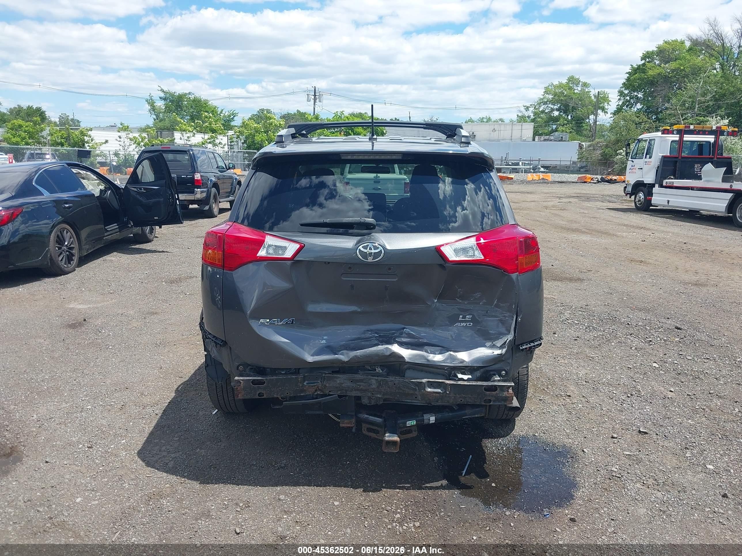2013 Toyota Rav4 Le Gray vin: 2T3BFREV4DW018521