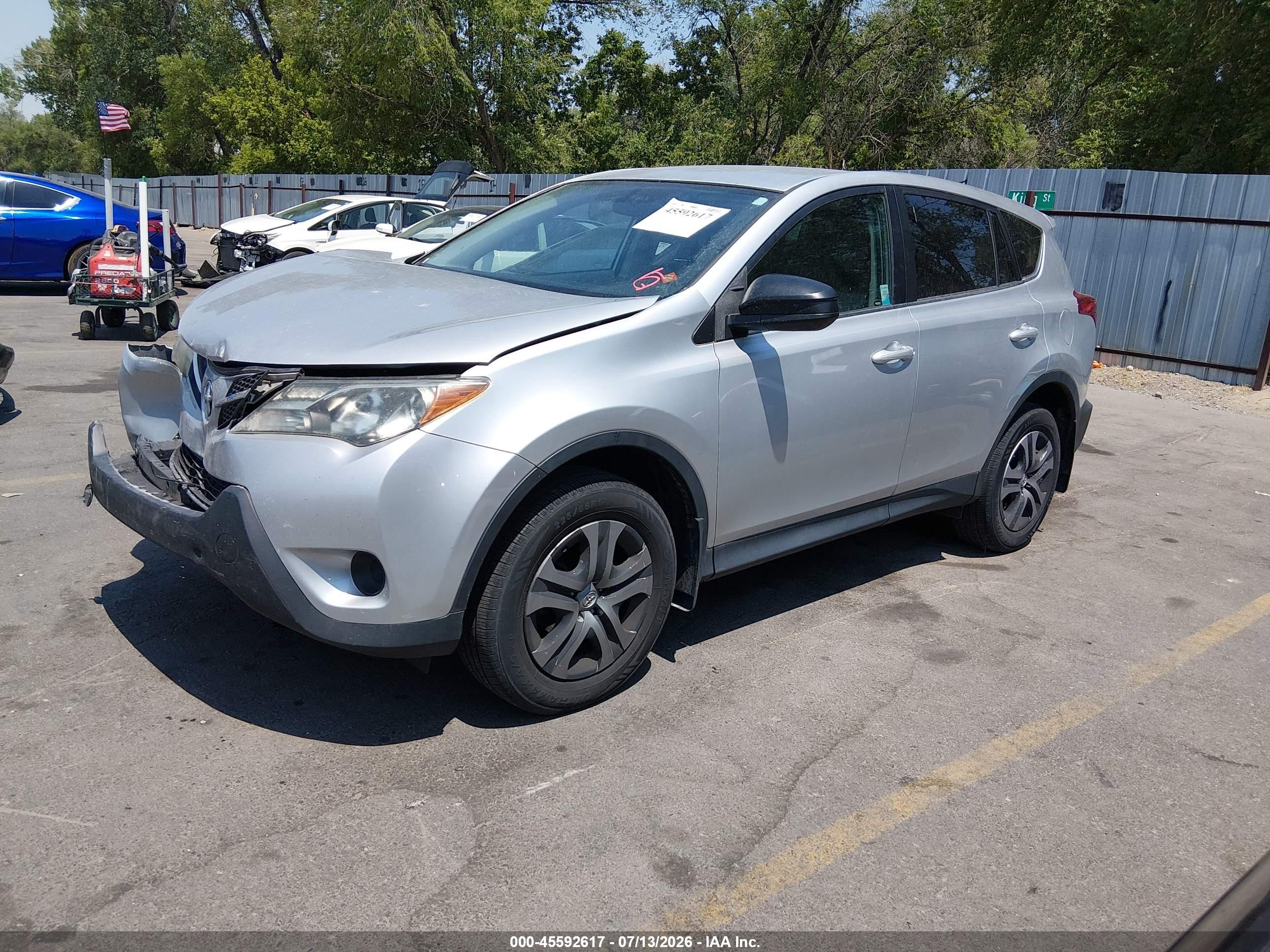 2013 Toyota Rav4 Le Silver vin: 2T3BFREV4DW030278