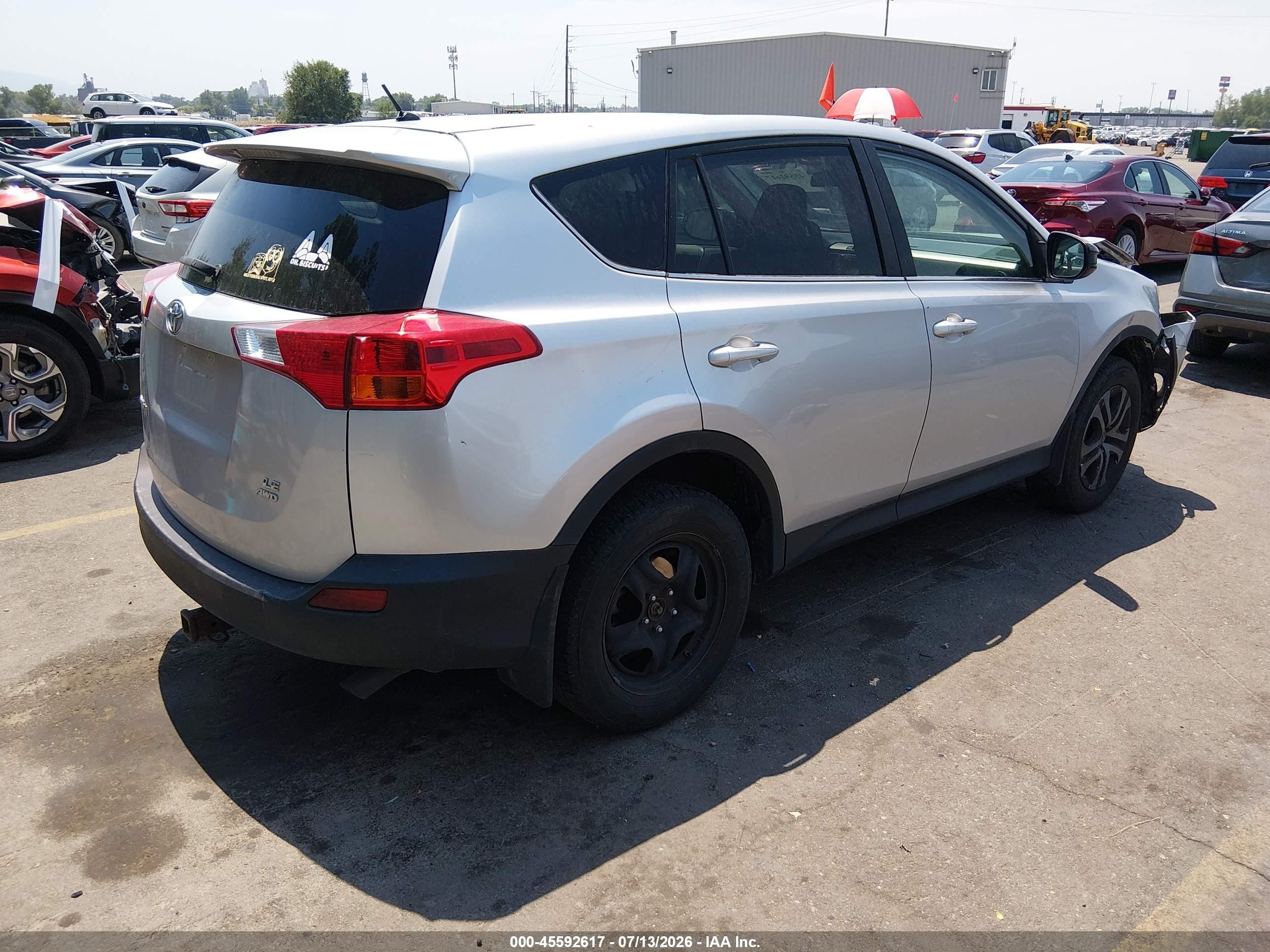 2013 Toyota Rav4 Le Silver vin: 2T3BFREV4DW030278