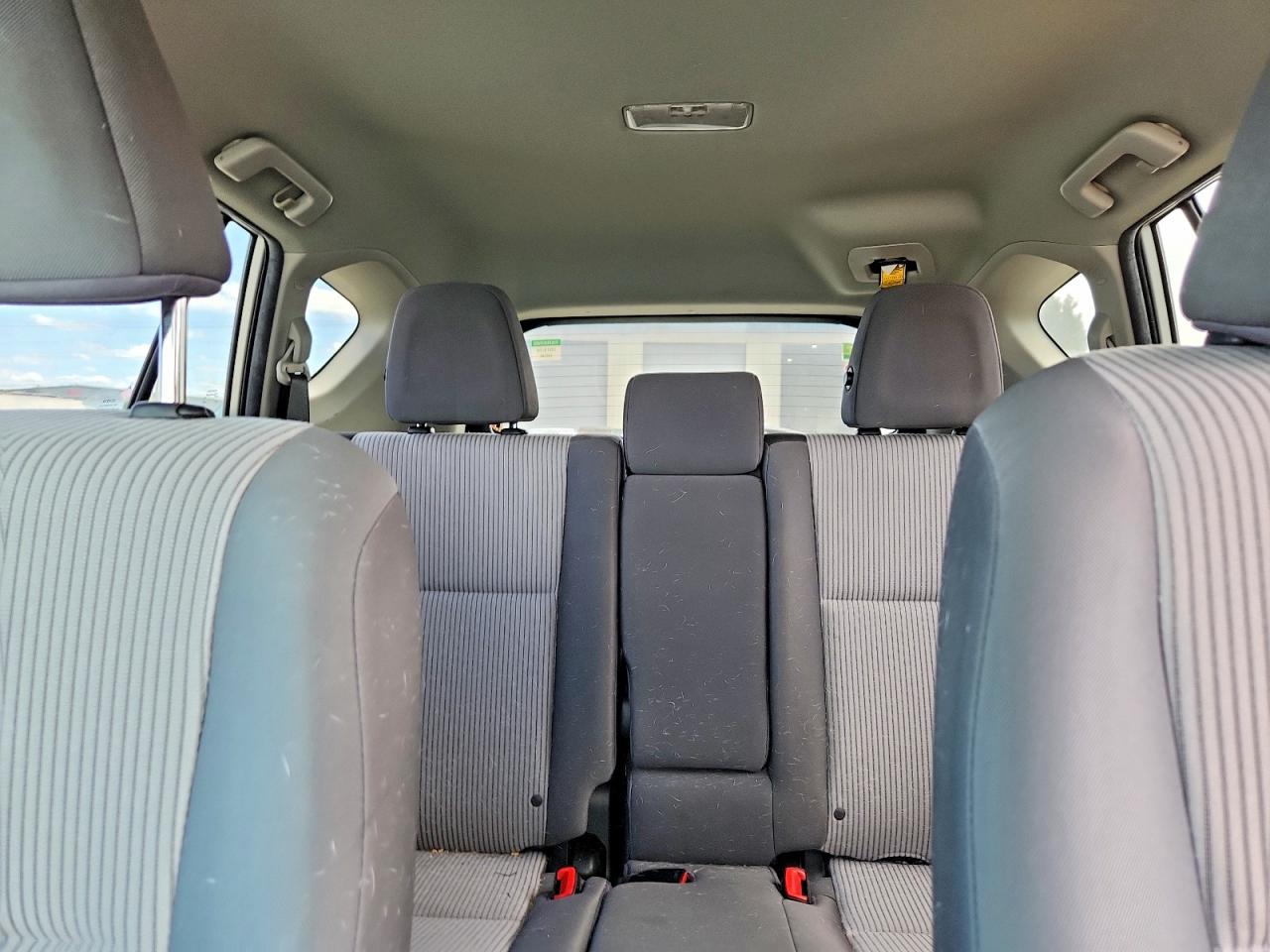 2013 Toyota Rav4 Le Silver vin: 2T3BFREV4DW056170