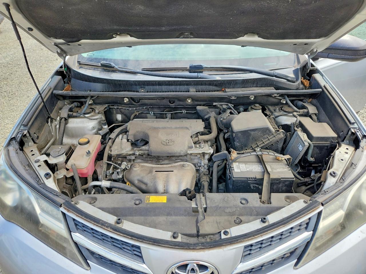2013 Toyota Rav4 Le Silver vin: 2T3BFREV4DW056170