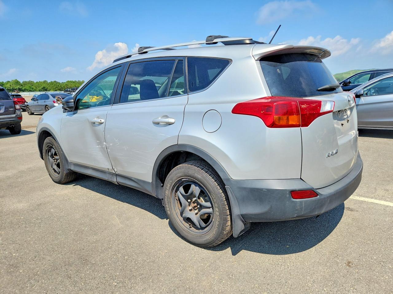 2013 Toyota Rav4 Le Silver vin: 2T3BFREV4DW065953