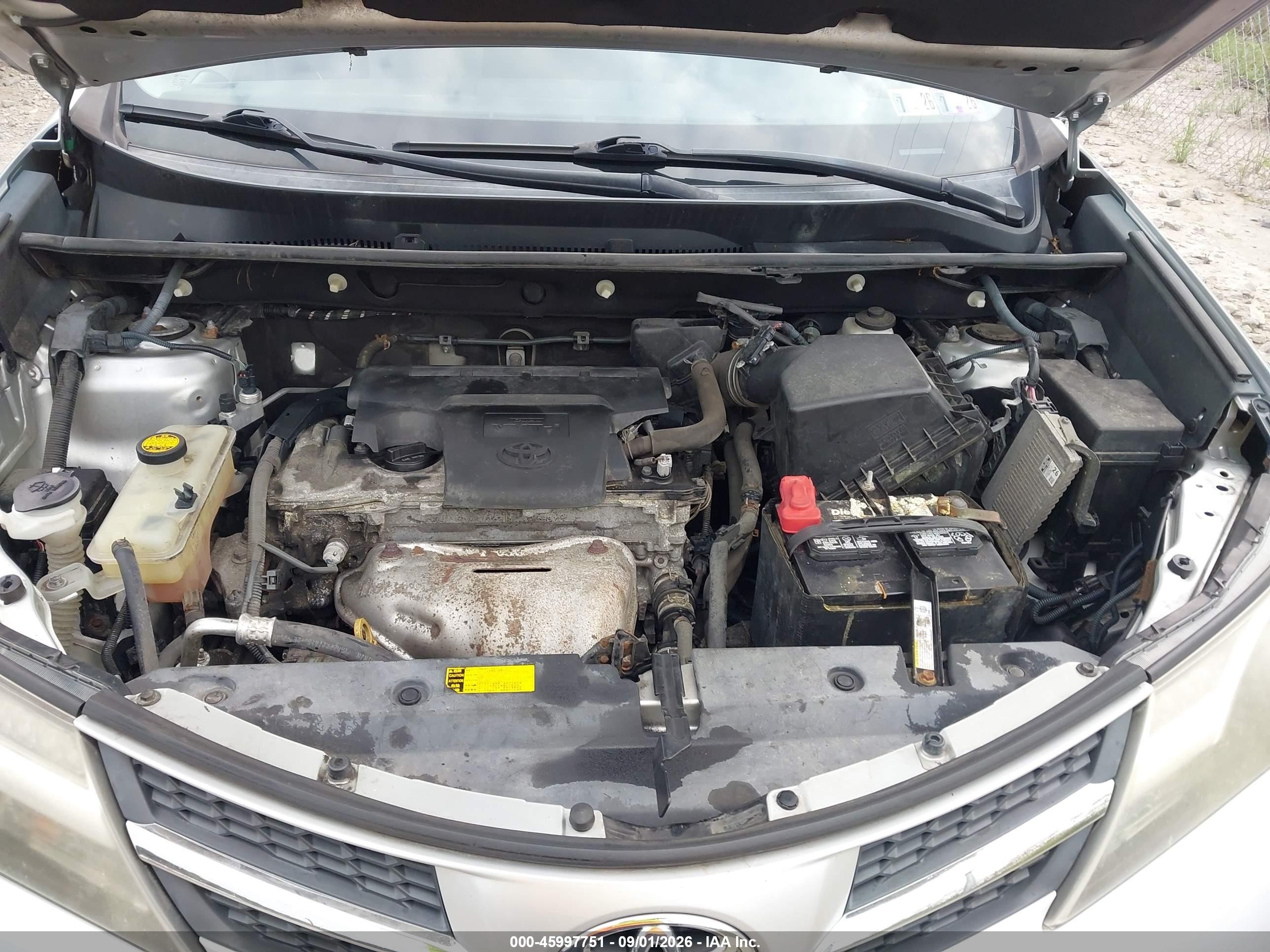 2013 Toyota Rav4 Le Серебряный vin: 2T3BFREV4DW088651