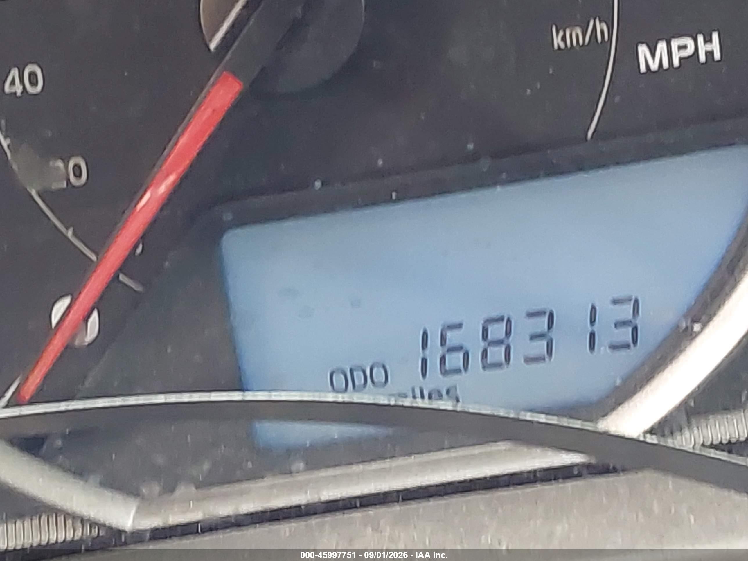 2013 Toyota Rav4 Le Серебряный vin: 2T3BFREV4DW088651