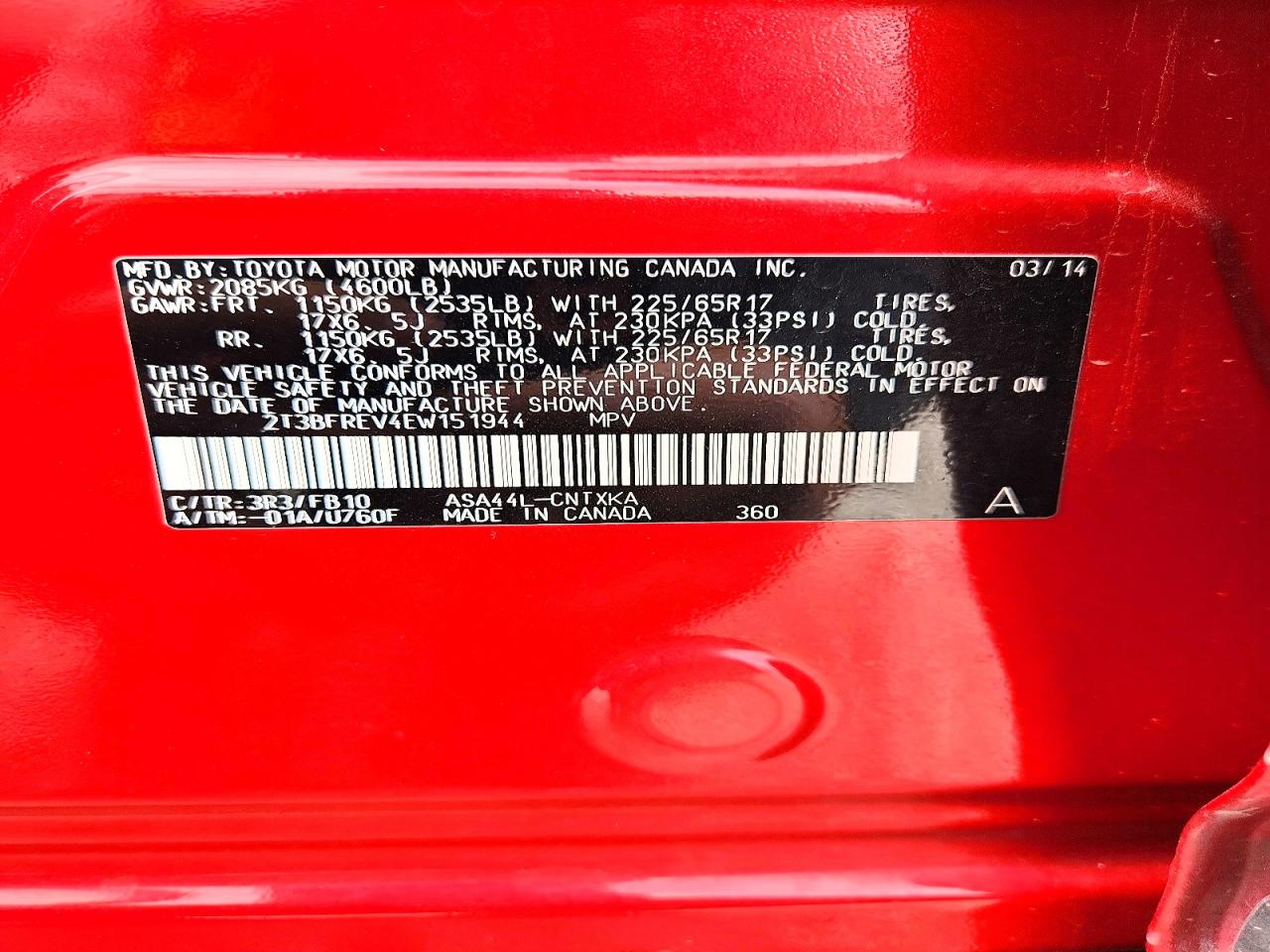 2014 Toyota Rav4 Le Red vin: 2T3BFREV4EW151944