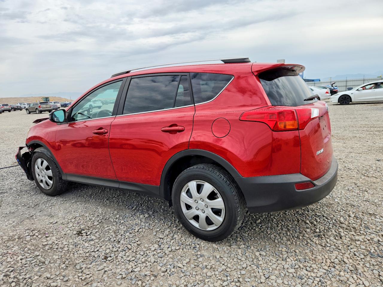 2014 Toyota Rav4 Le Red vin: 2T3BFREV4EW151944