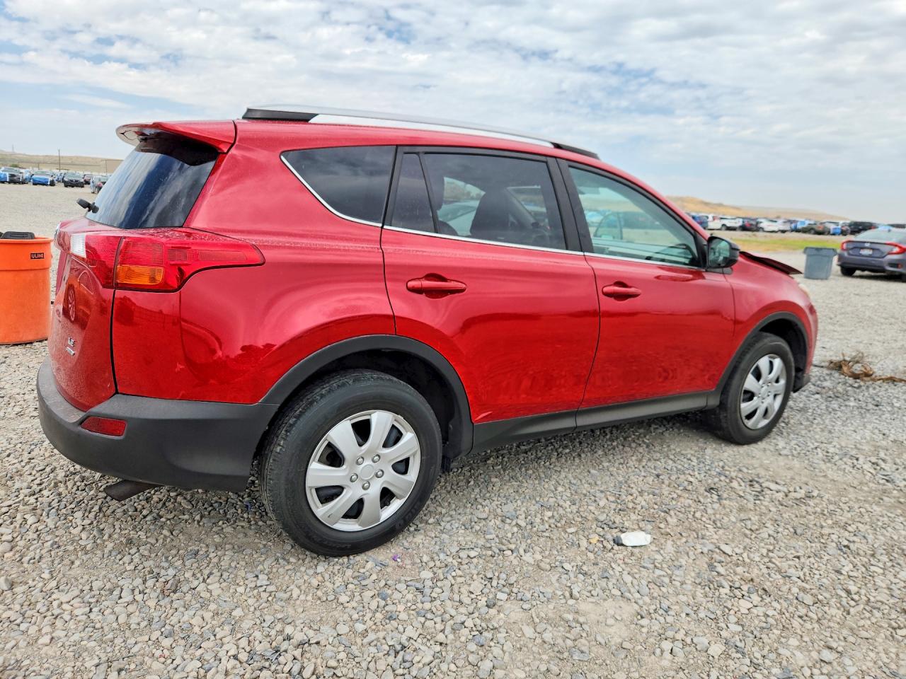 2014 Toyota Rav4 Le Red vin: 2T3BFREV4EW151944