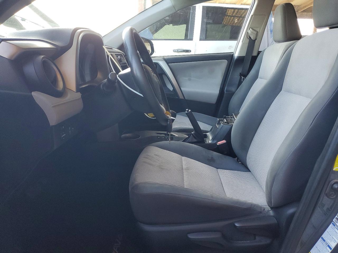 2014 Toyota Rav4 Le Gray vin: 2T3BFREV4EW152608