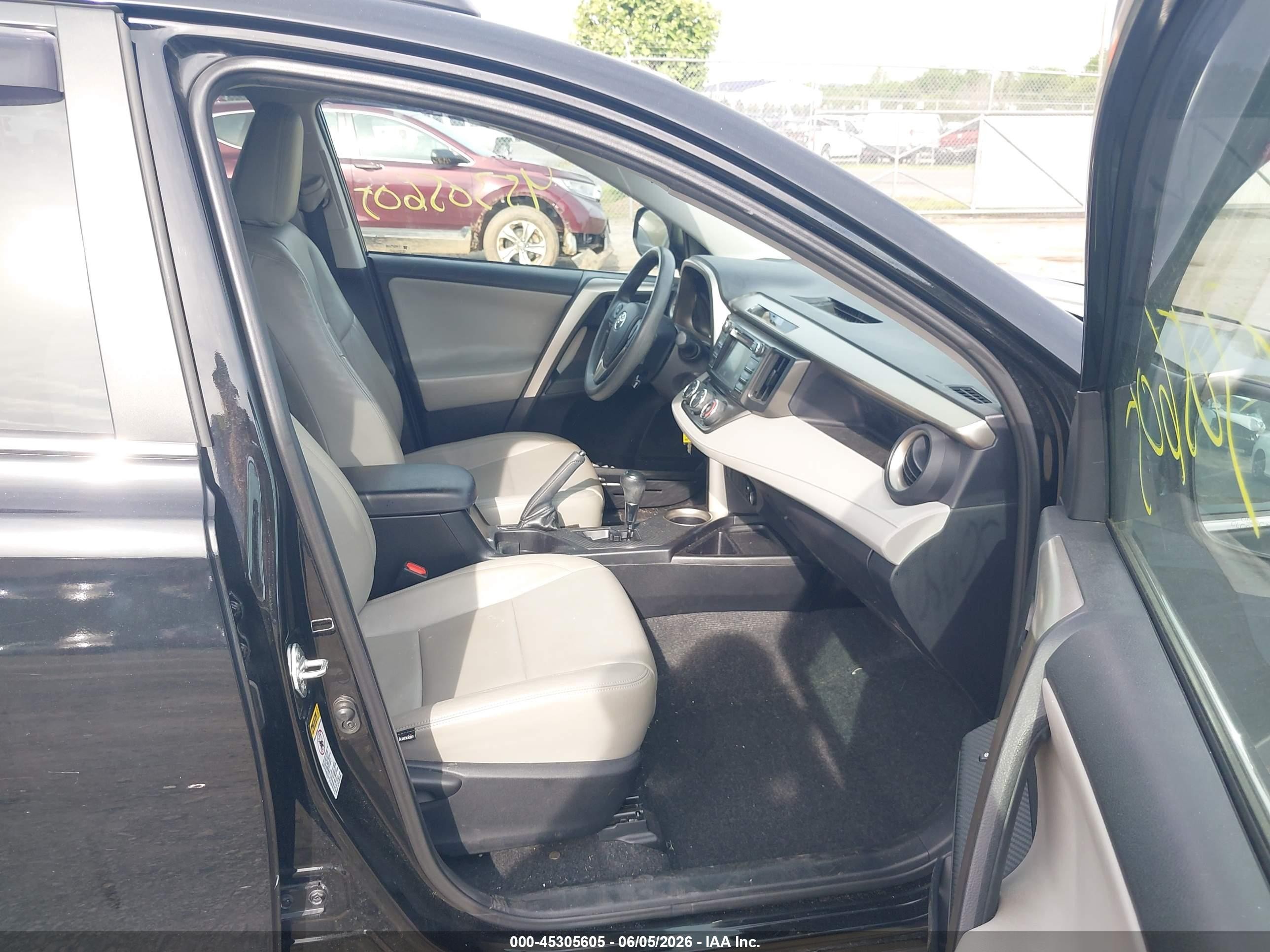 2014 Toyota Rav4 Le Black vin: 2T3BFREV4EW208224