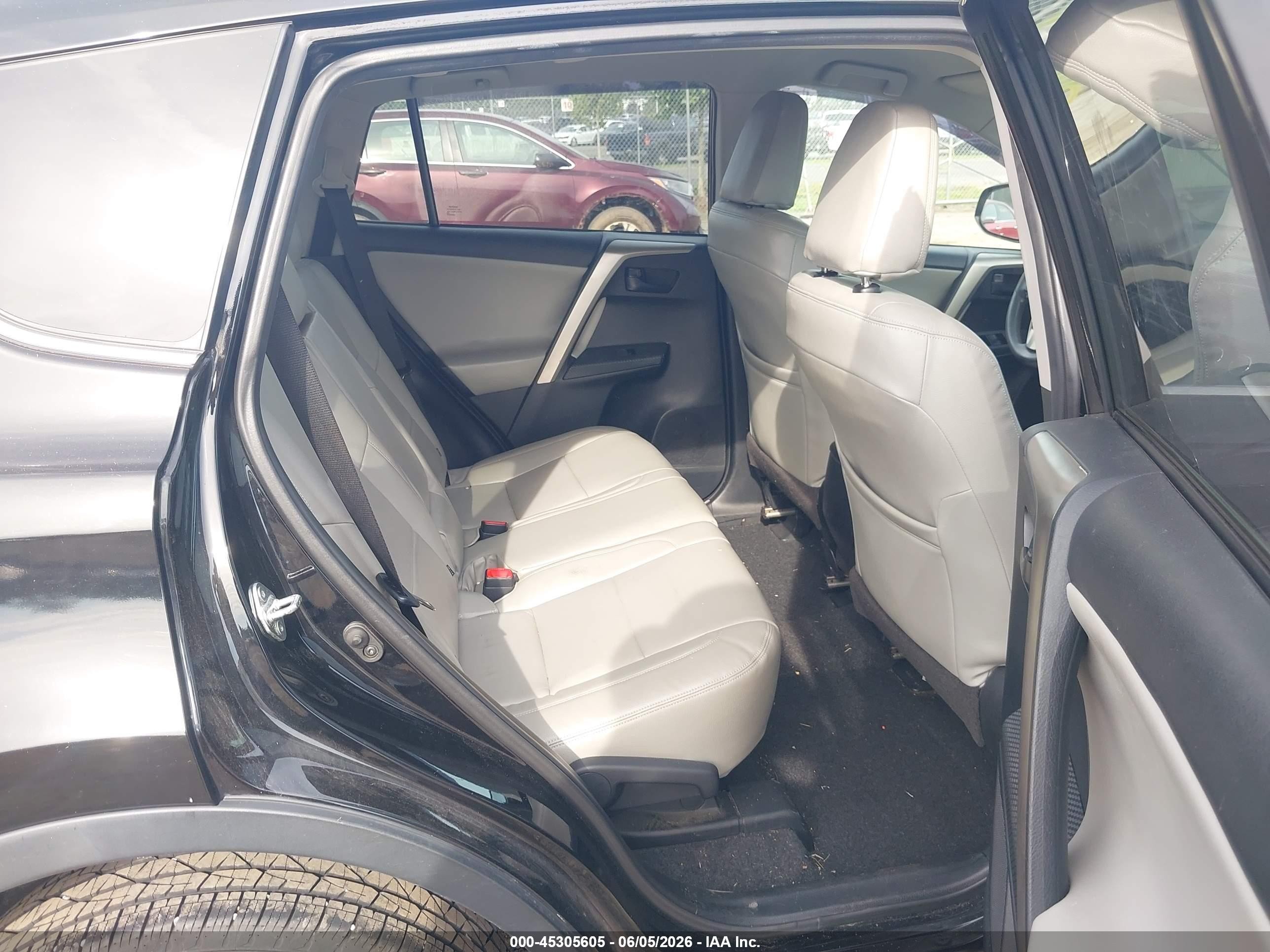 2014 Toyota Rav4 Le Black vin: 2T3BFREV4EW208224