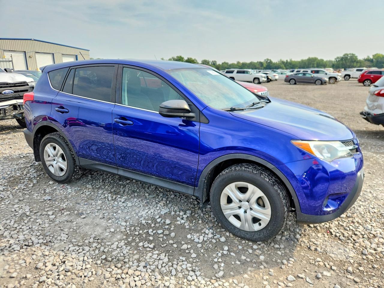 2015 Toyota Rav4 Le Blue vin: 2T3BFREV4FW232749