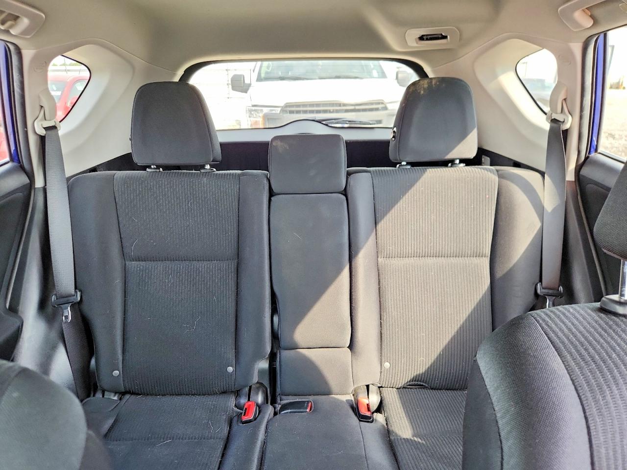 2015 Toyota Rav4 Le Blue vin: 2T3BFREV4FW232749