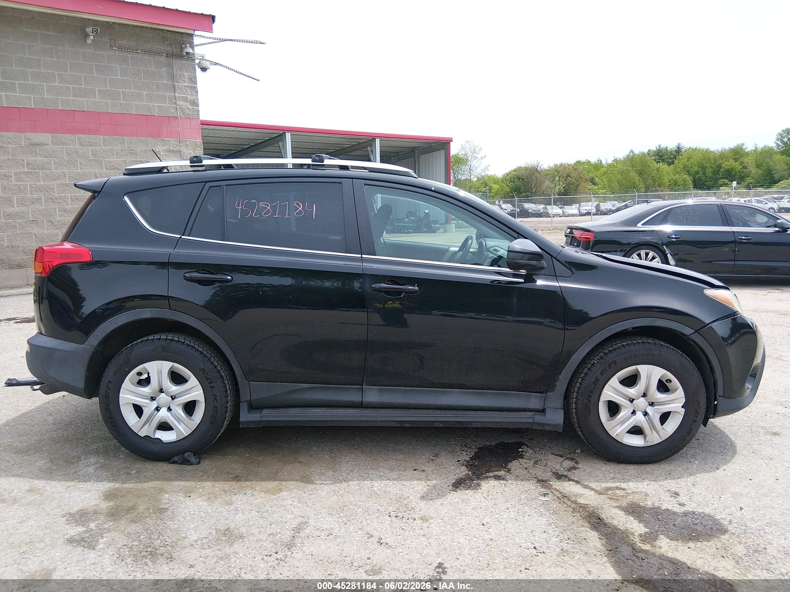 2015 Toyota Rav4 Le Black vin: 2T3BFREV4FW268246