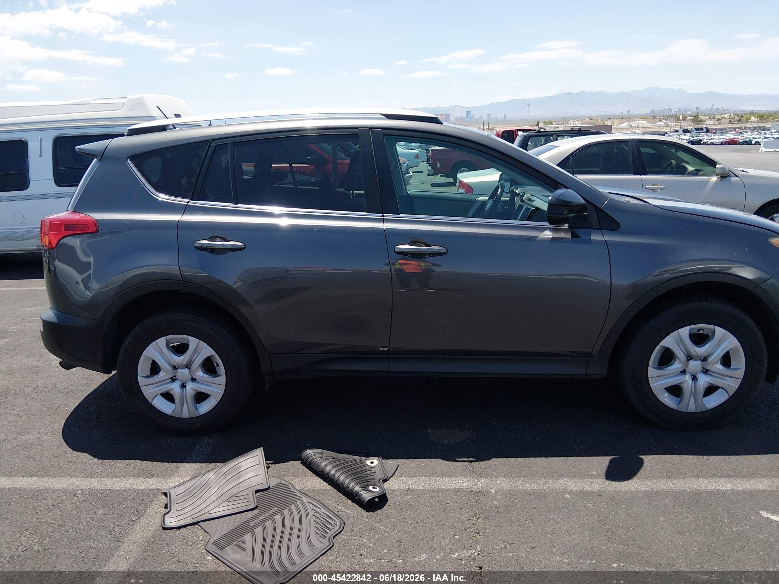 2015 Toyota Rav4 Le Black vin: 2T3BFREV4FW277223
