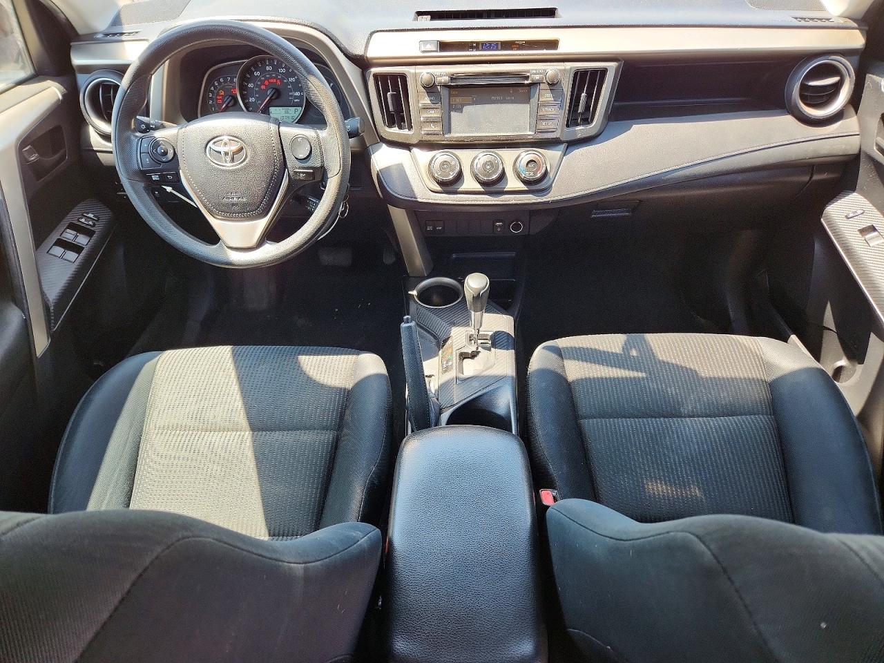 2015 Toyota Rav4 Le Tan vin: 2T3BFREV4FW277951