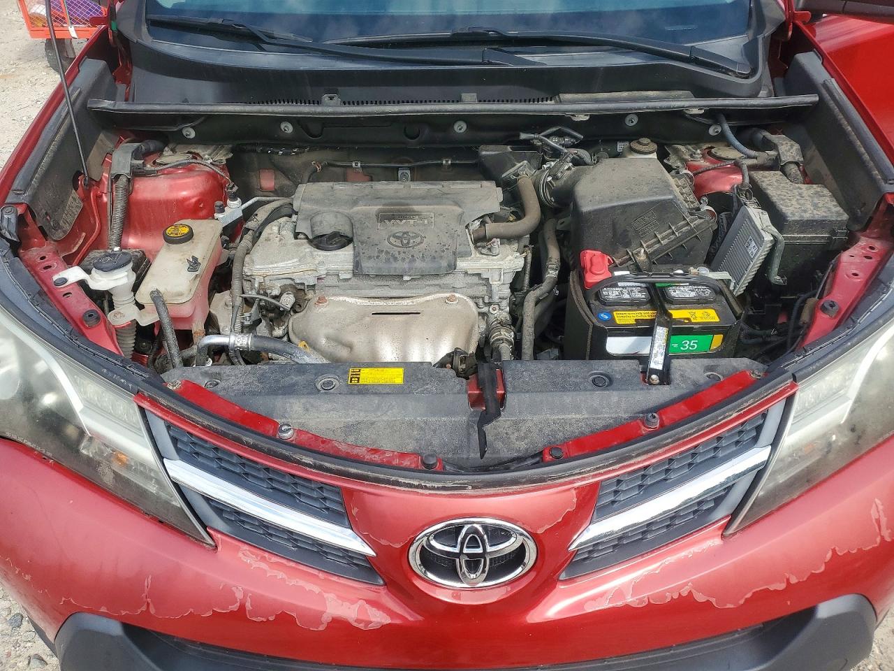 2015 Toyota Rav4 Le Red vin: 2T3BFREV4FW324251