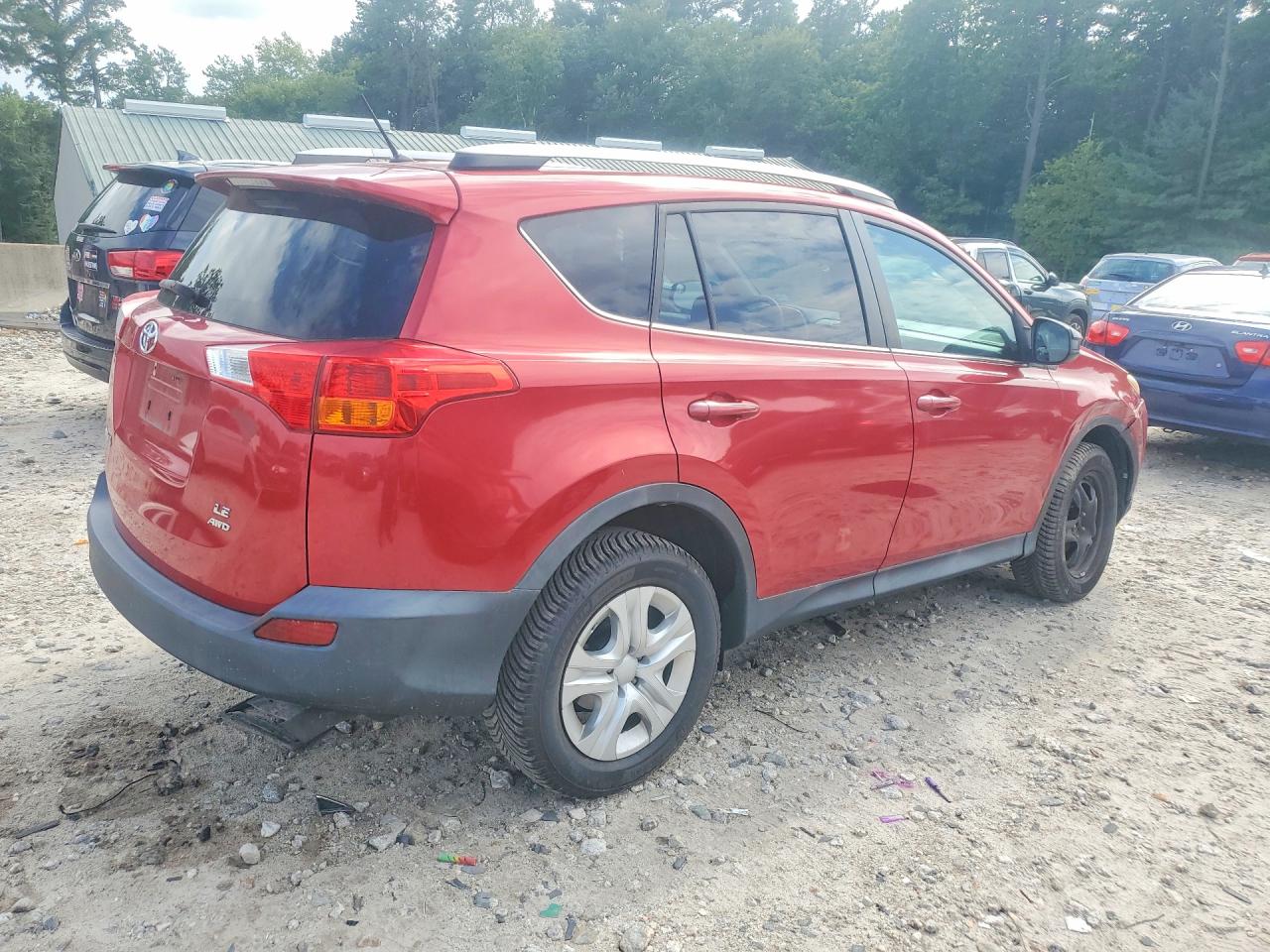 2015 Toyota Rav4 Le Red vin: 2T3BFREV4FW324251