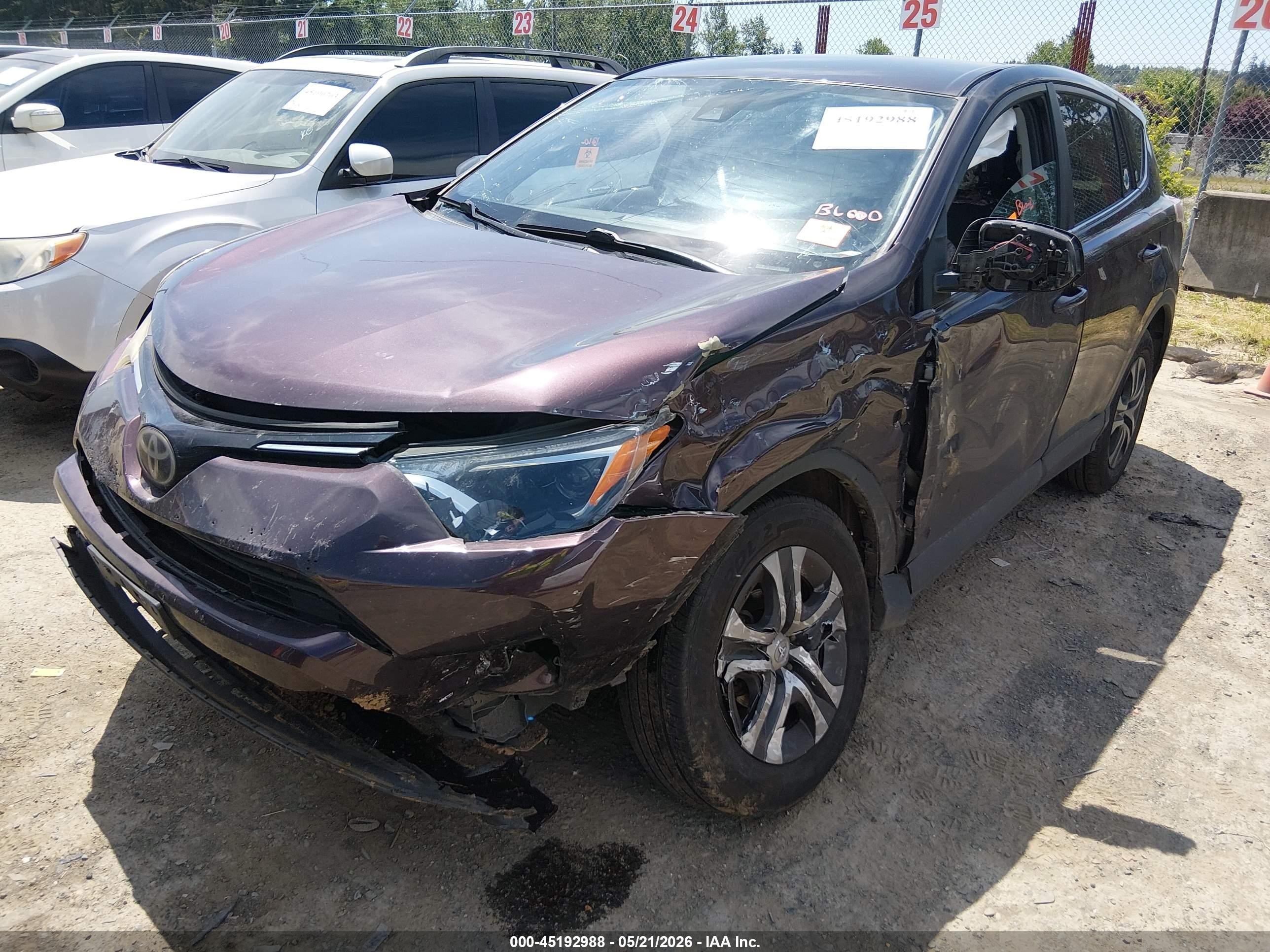 2017 Toyota Rav4 Le Purple vin: 2T3BFREV4HW664955