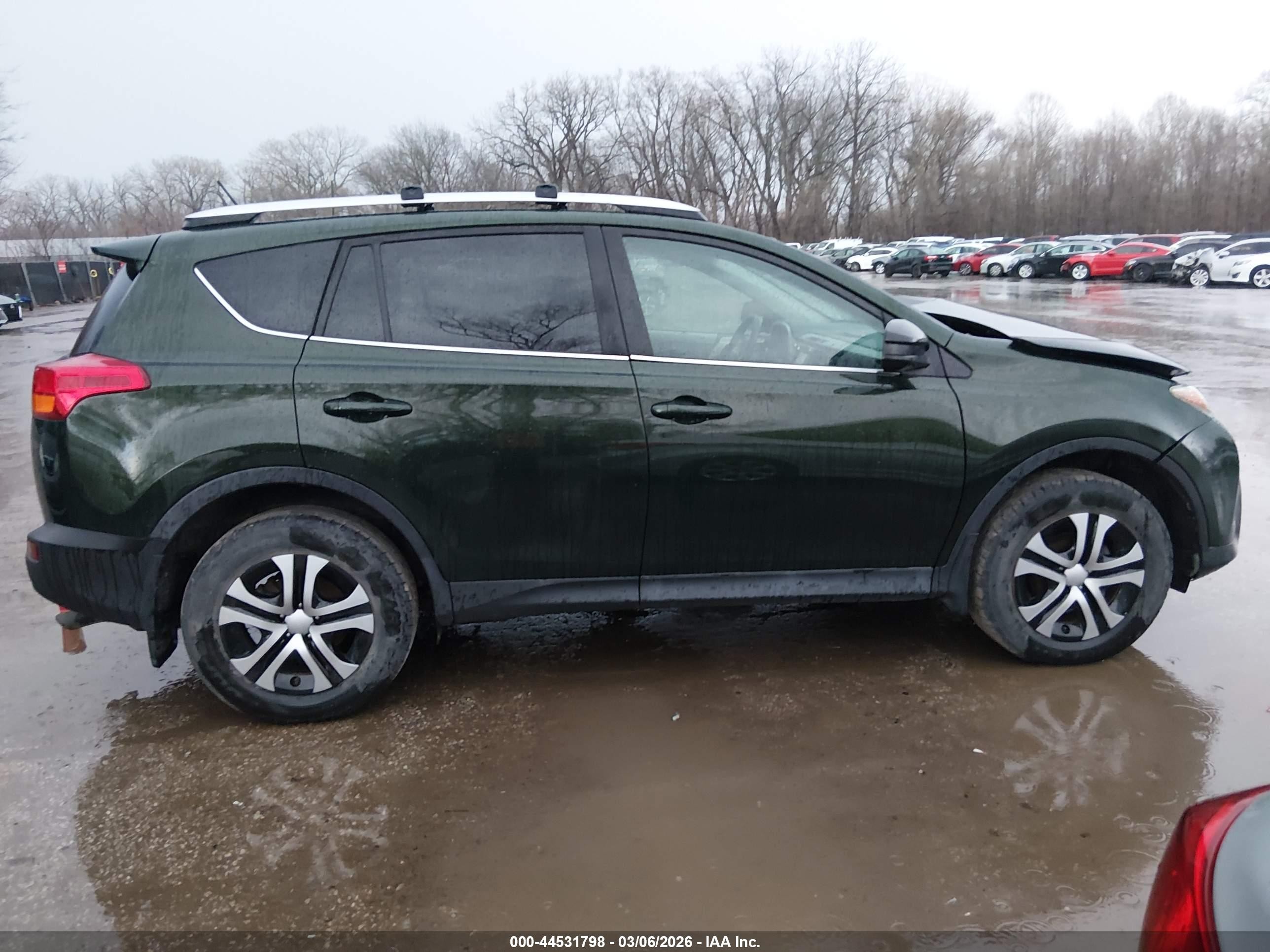 2013 Toyota Rav4 Le Green vin: 2T3BFREV5DW022173