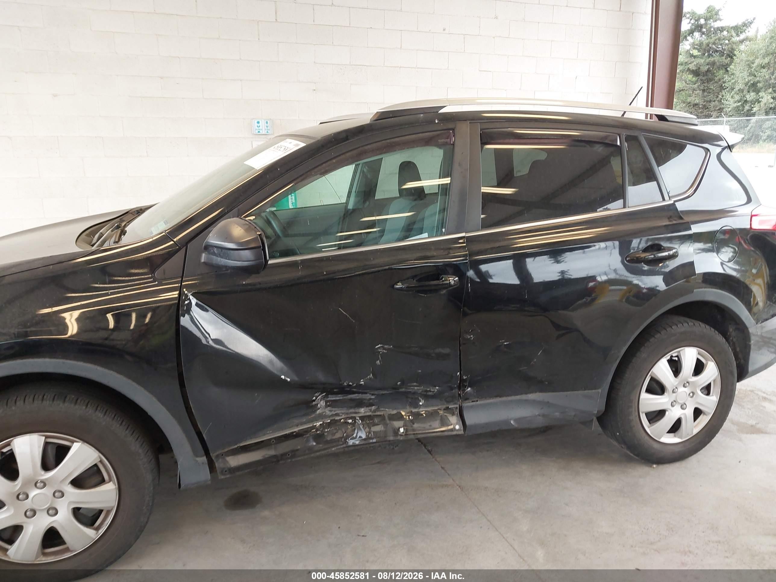2013 Toyota Rav4 Le Black vin: 2T3BFREV5DW025915