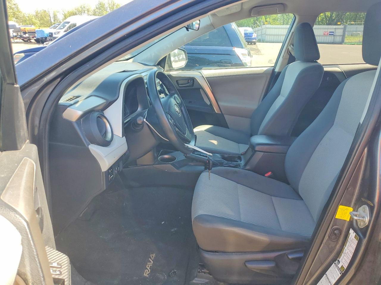 2013 Toyota Rav4 Le Серый vin: 2T3BFREV5DW026448