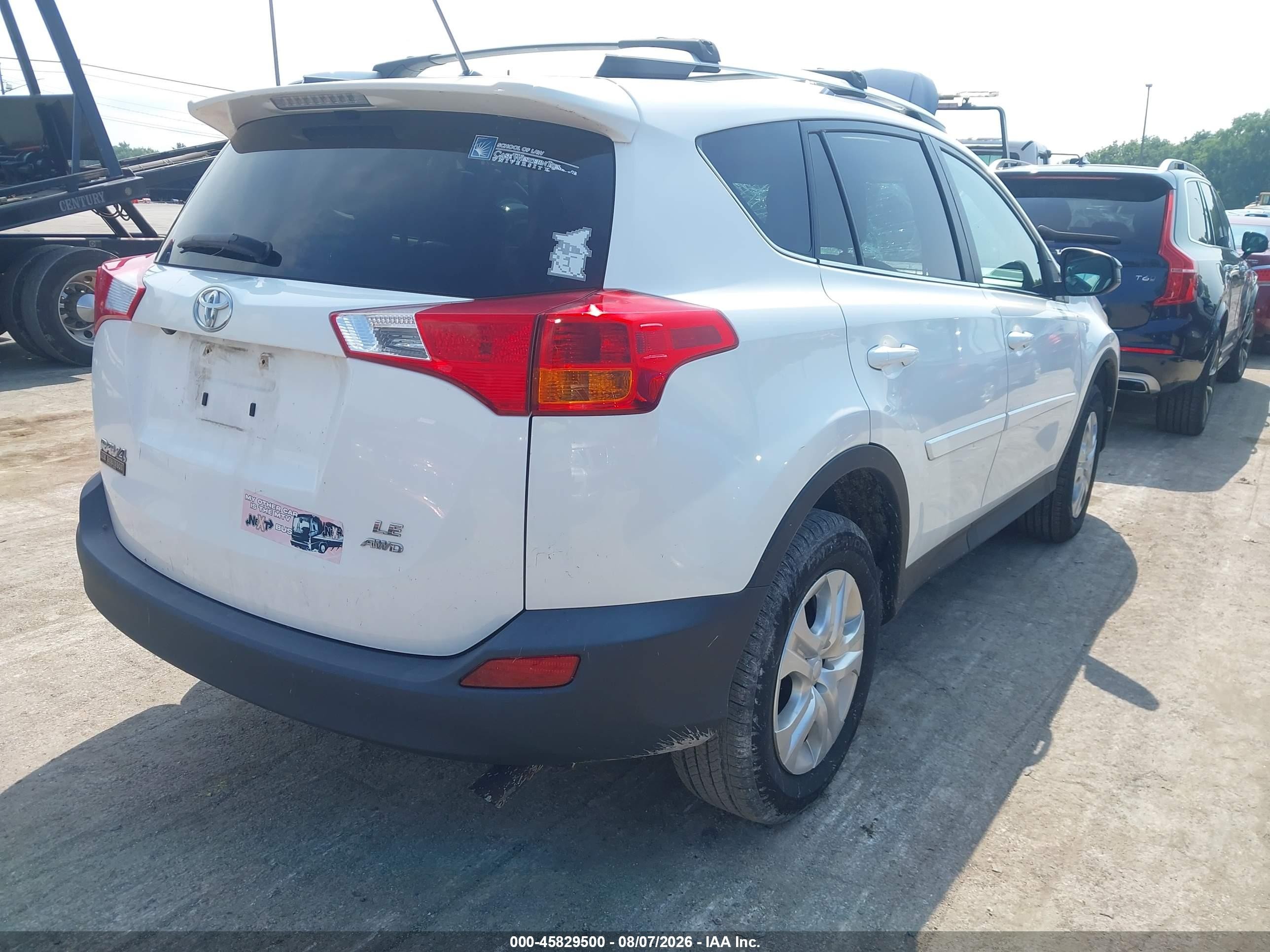 2013 Toyota Rav4 Le White vin: 2T3BFREV5DW033528