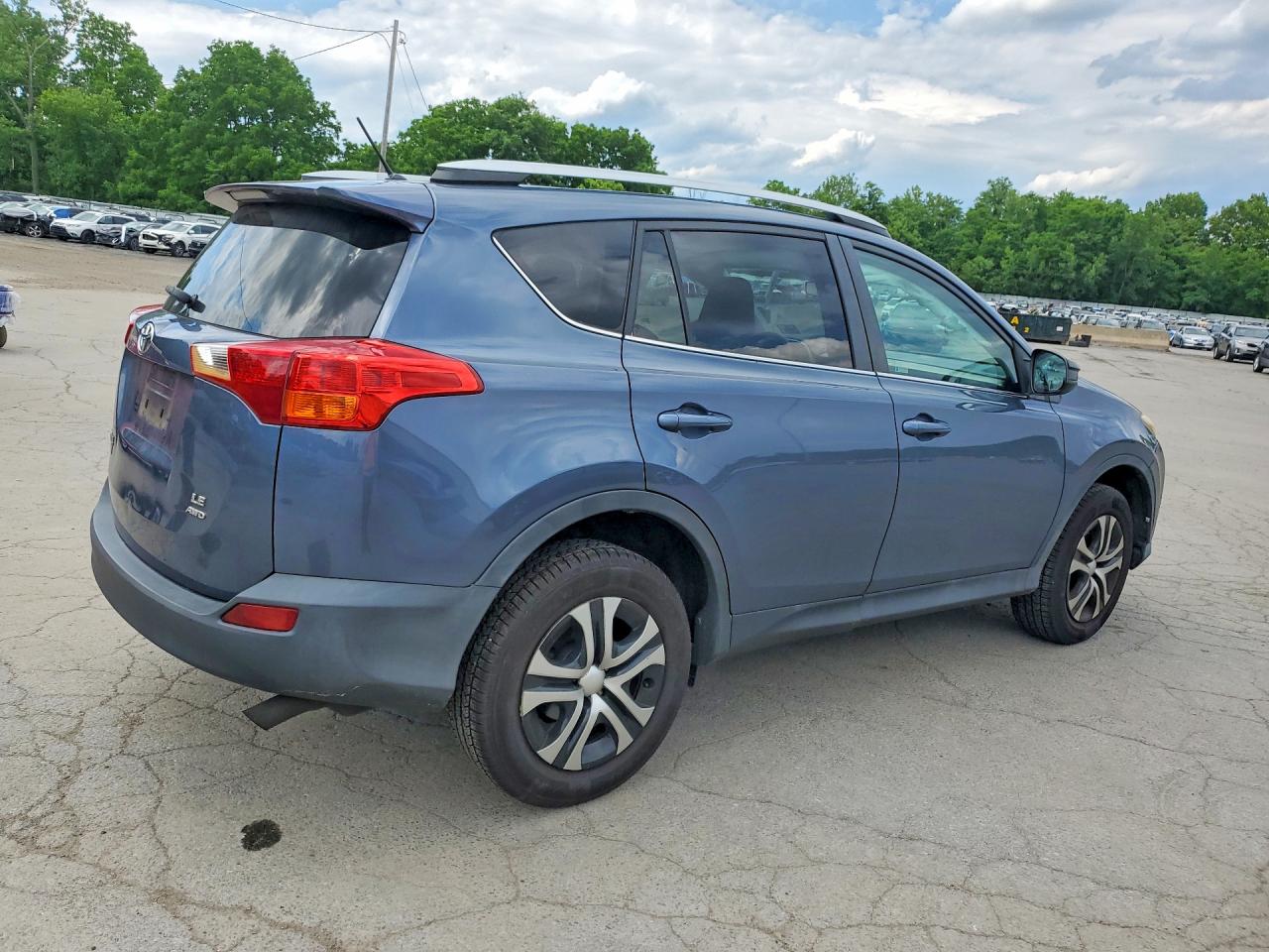 2013 Toyota Rav4 Le Blue vin: 2T3BFREV5DW113704