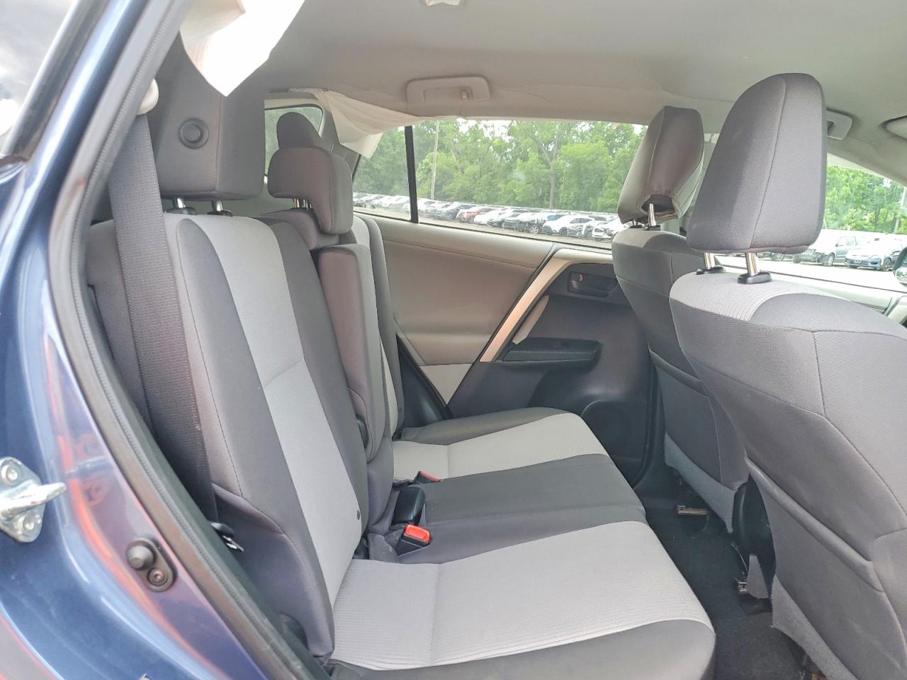 2013 Toyota Rav4 Le Blue vin: 2T3BFREV5DW113704
