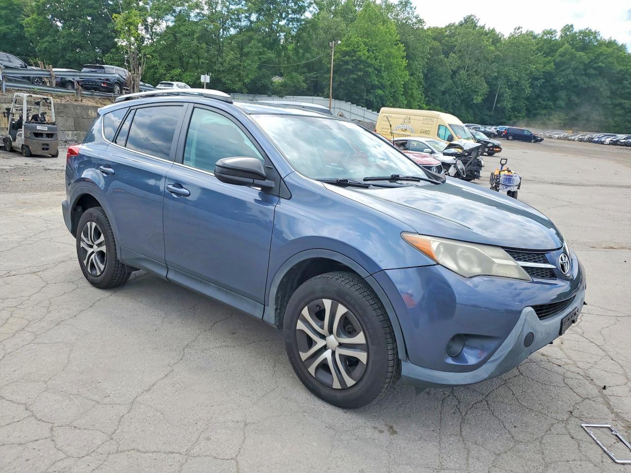 2013 Toyota Rav4 Le Blue vin: 2T3BFREV5DW113704