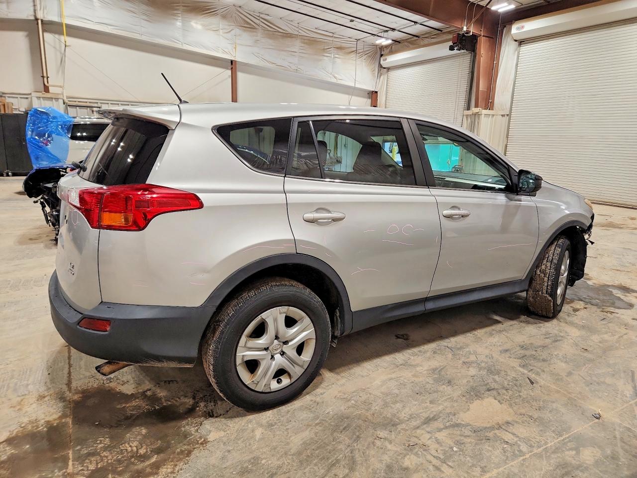 2013 Toyota Rav4 Le Silver vin: 2T3BFREV5DW115162