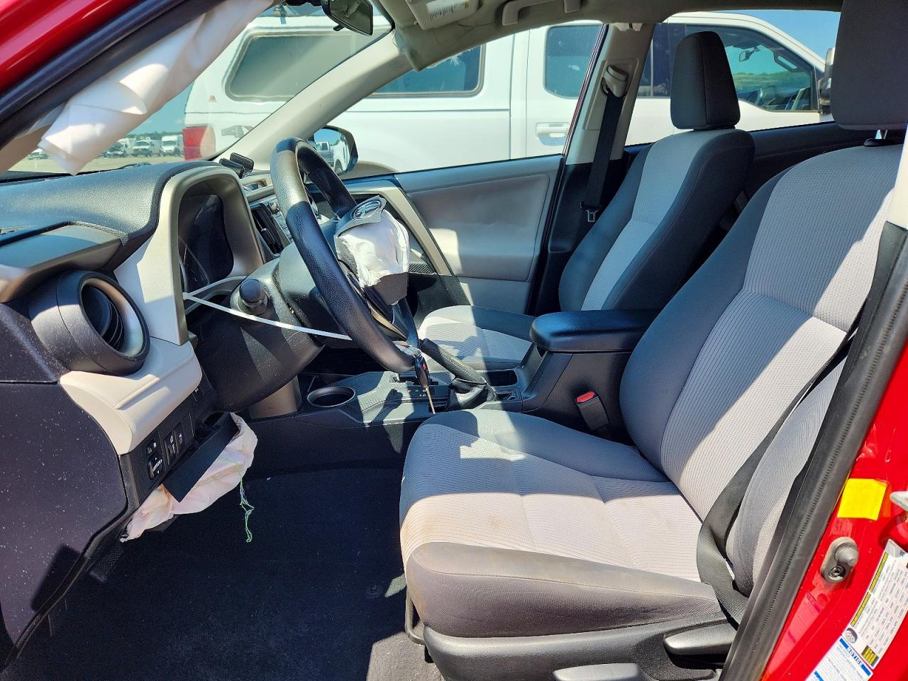 2013 Toyota Rav4 Le Red vin: 2T3BFREV5DW124332