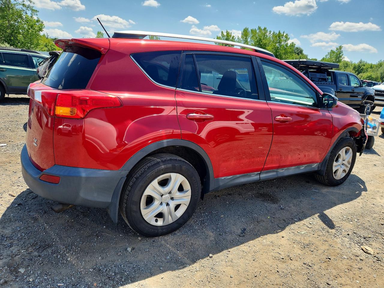 2013 Toyota Rav4 Le Red vin: 2T3BFREV5DW124332