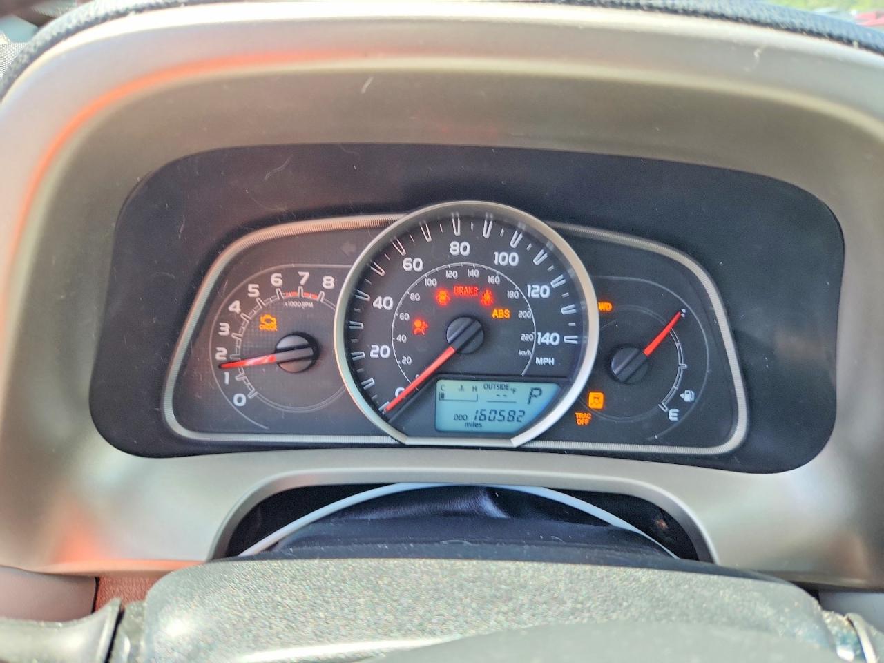 2013 Toyota Rav4 Le Red vin: 2T3BFREV5DW124332