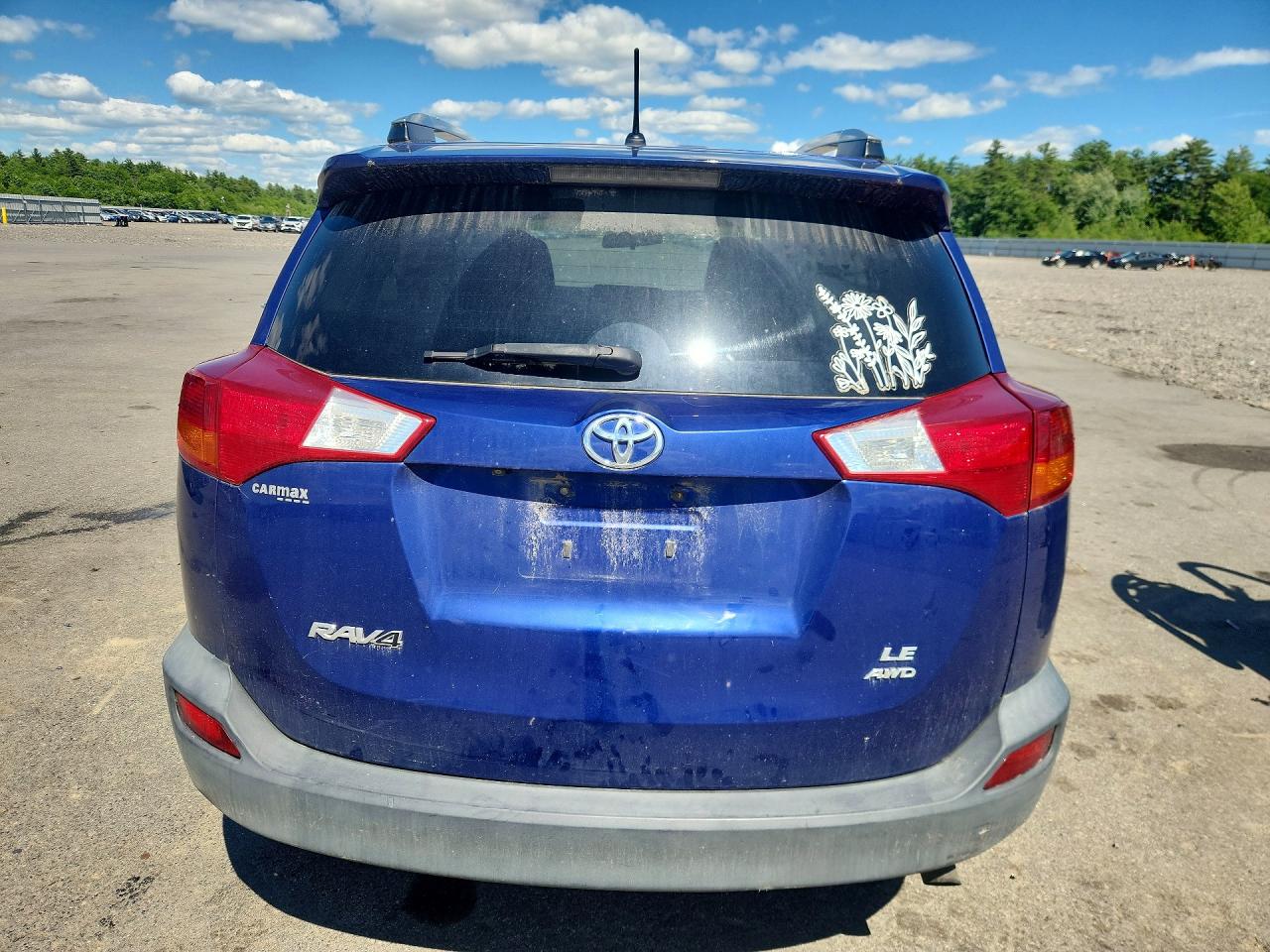 2014 Toyota Rav4 Le Blue vin: 2T3BFREV5EW135946