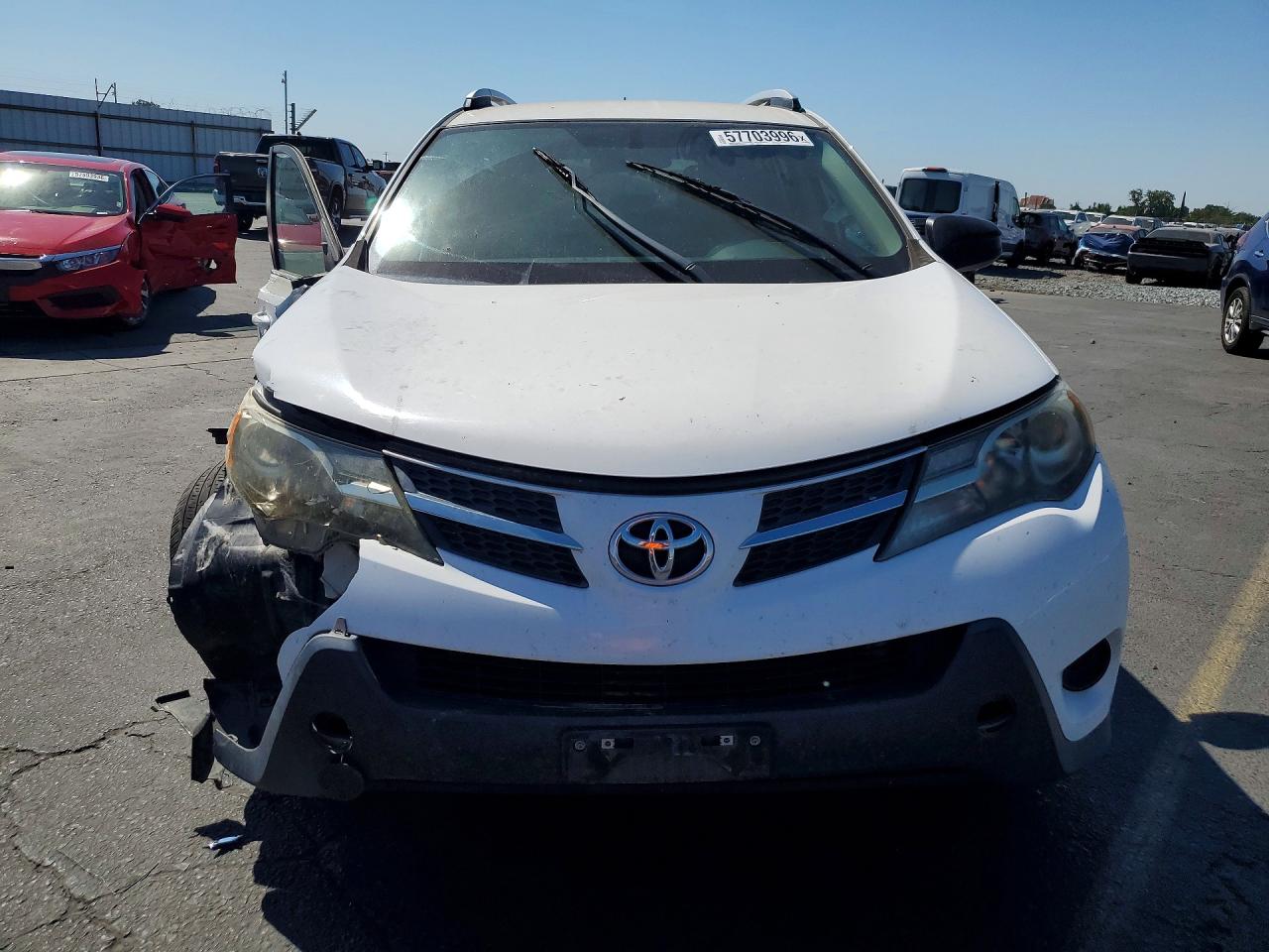 2014 Toyota Rav4 Le White vin: 2T3BFREV5EW149555