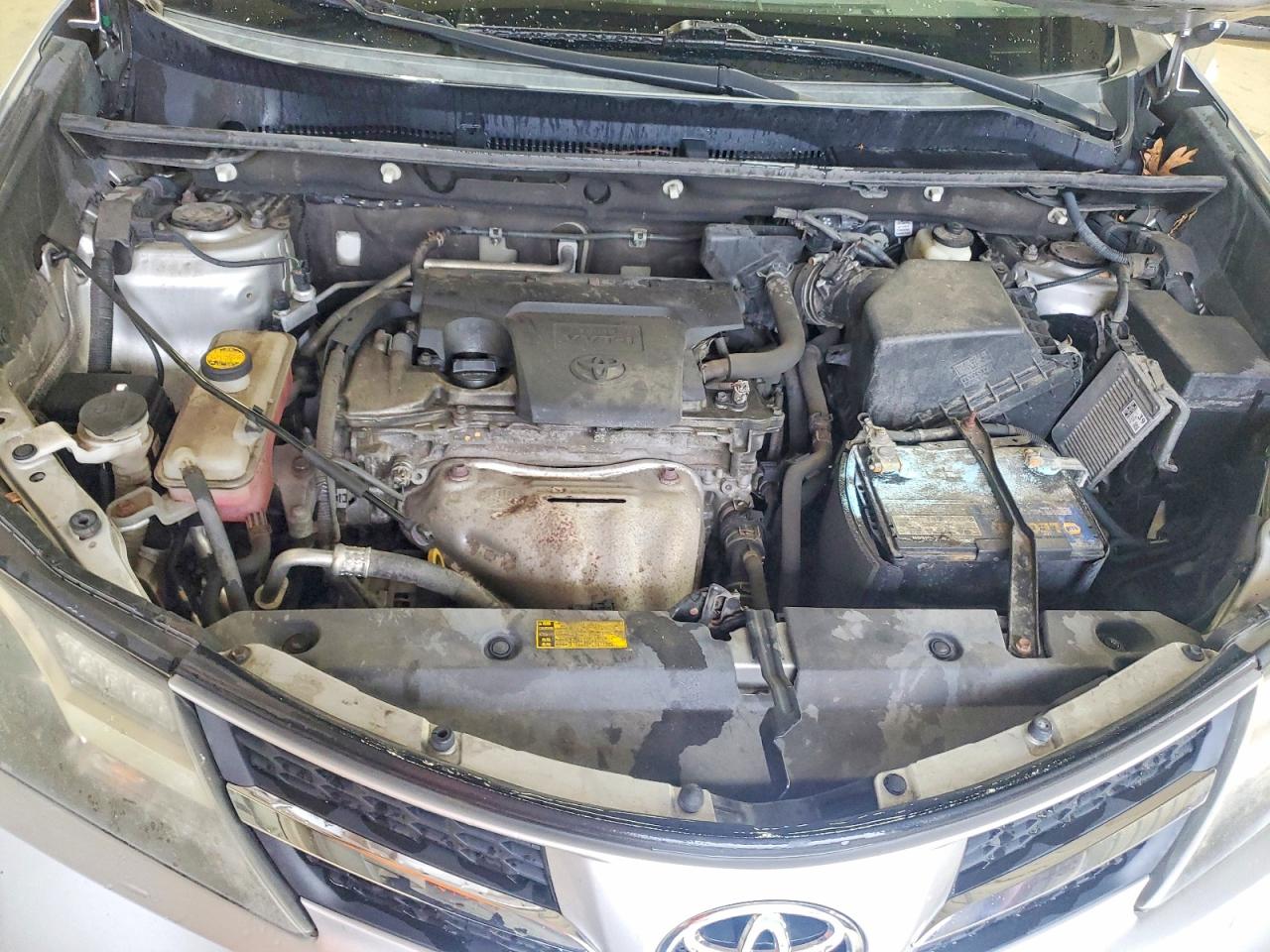 2014 Toyota Rav4 Le Серебряный vin: 2T3BFREV5EW223430
