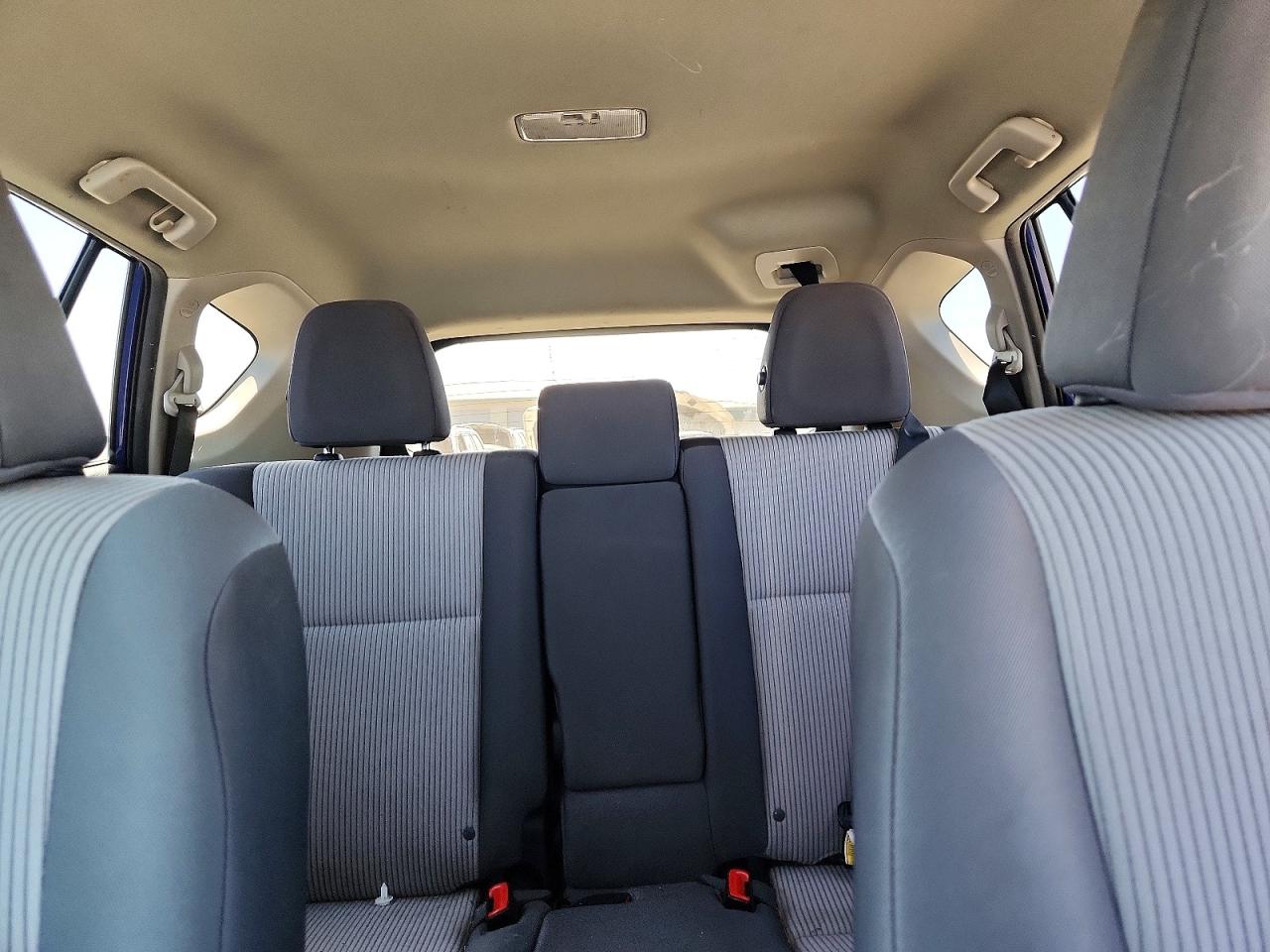 2015 Toyota Rav4 Le Синий vin: 2T3BFREV5FW326400