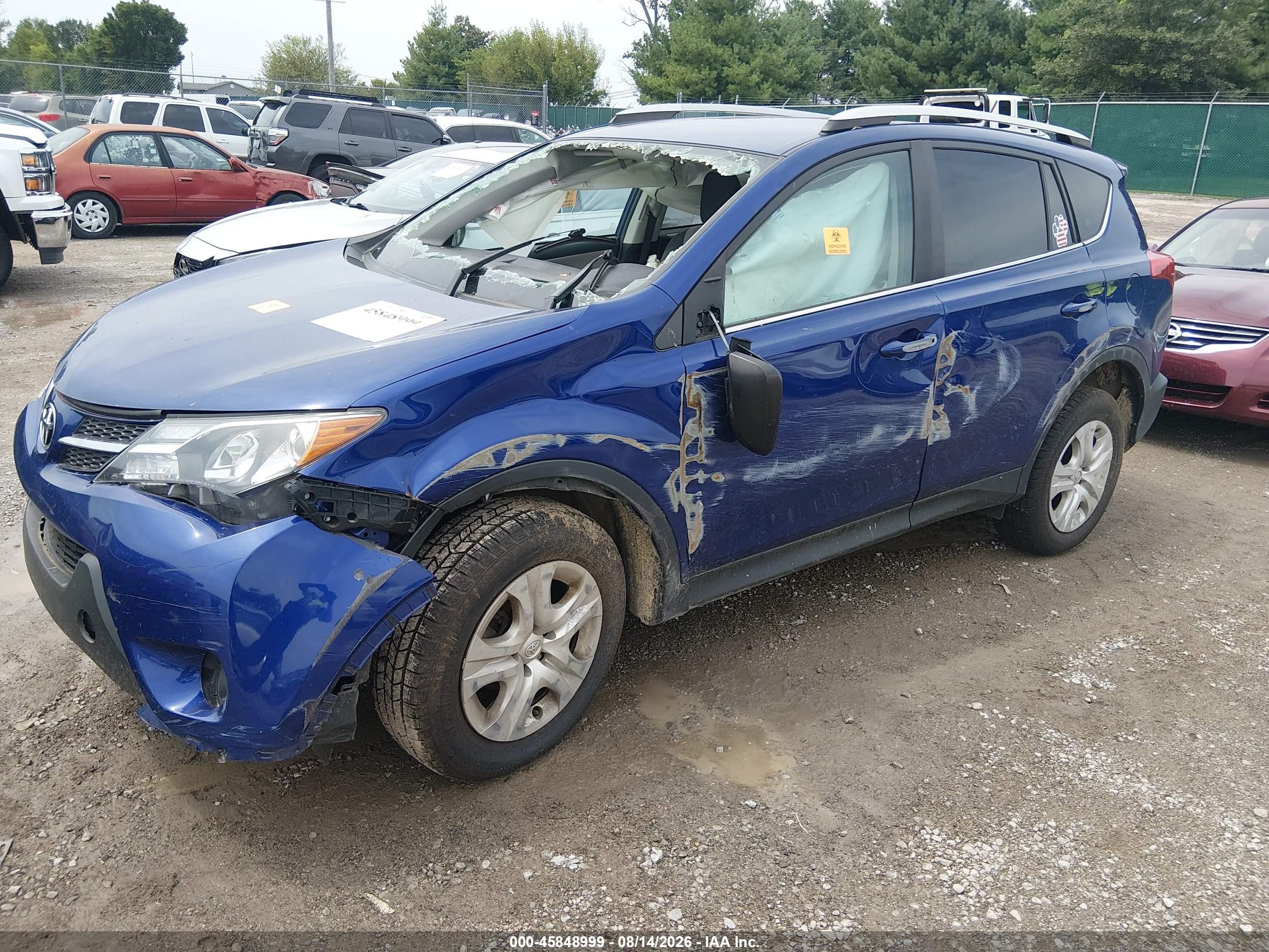 2015 Toyota Rav4 Le Blue vin: 2T3BFREV5FW344783
