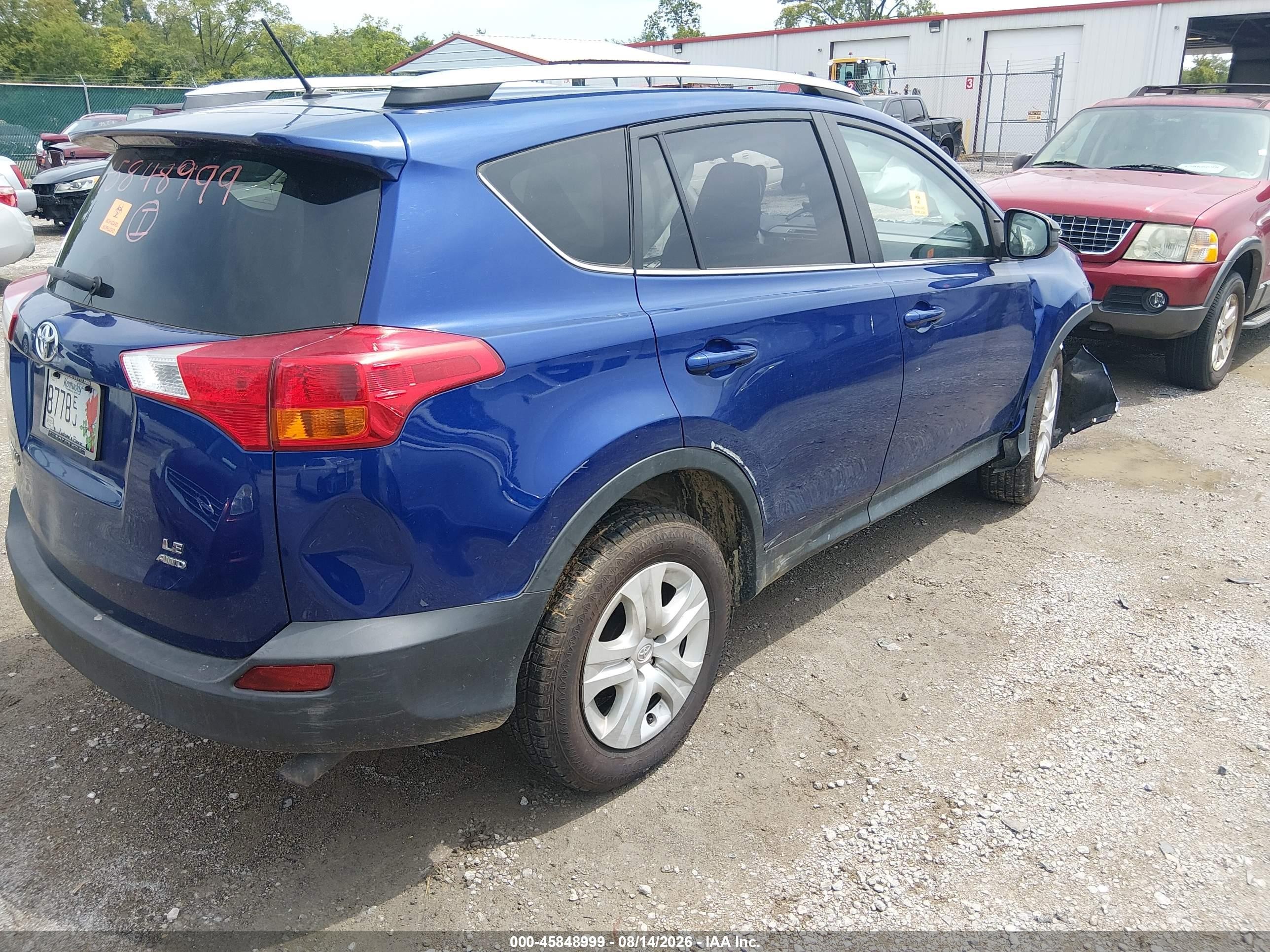 2015 Toyota Rav4 Le Blue vin: 2T3BFREV5FW344783