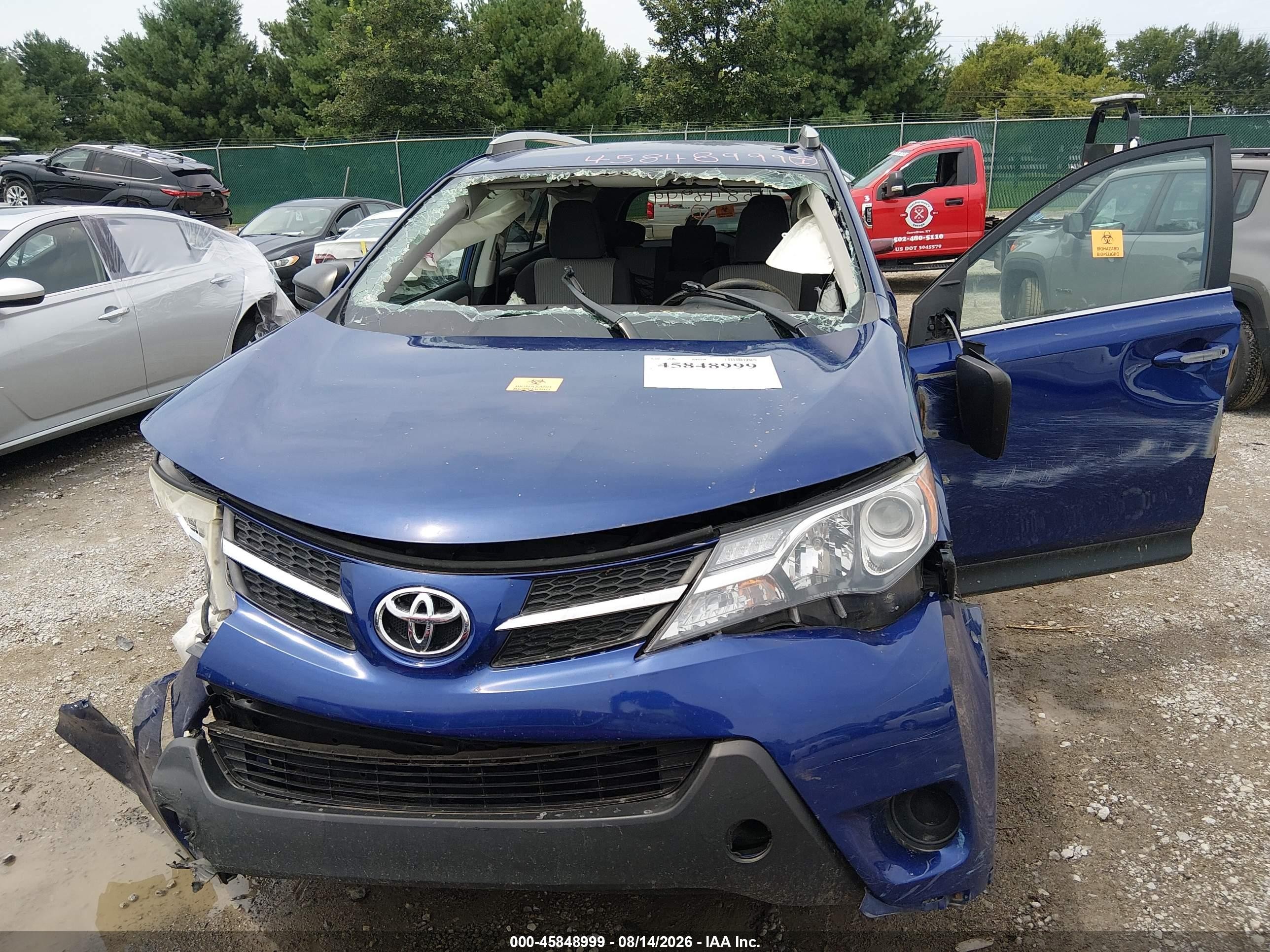 2015 Toyota Rav4 Le Blue vin: 2T3BFREV5FW344783