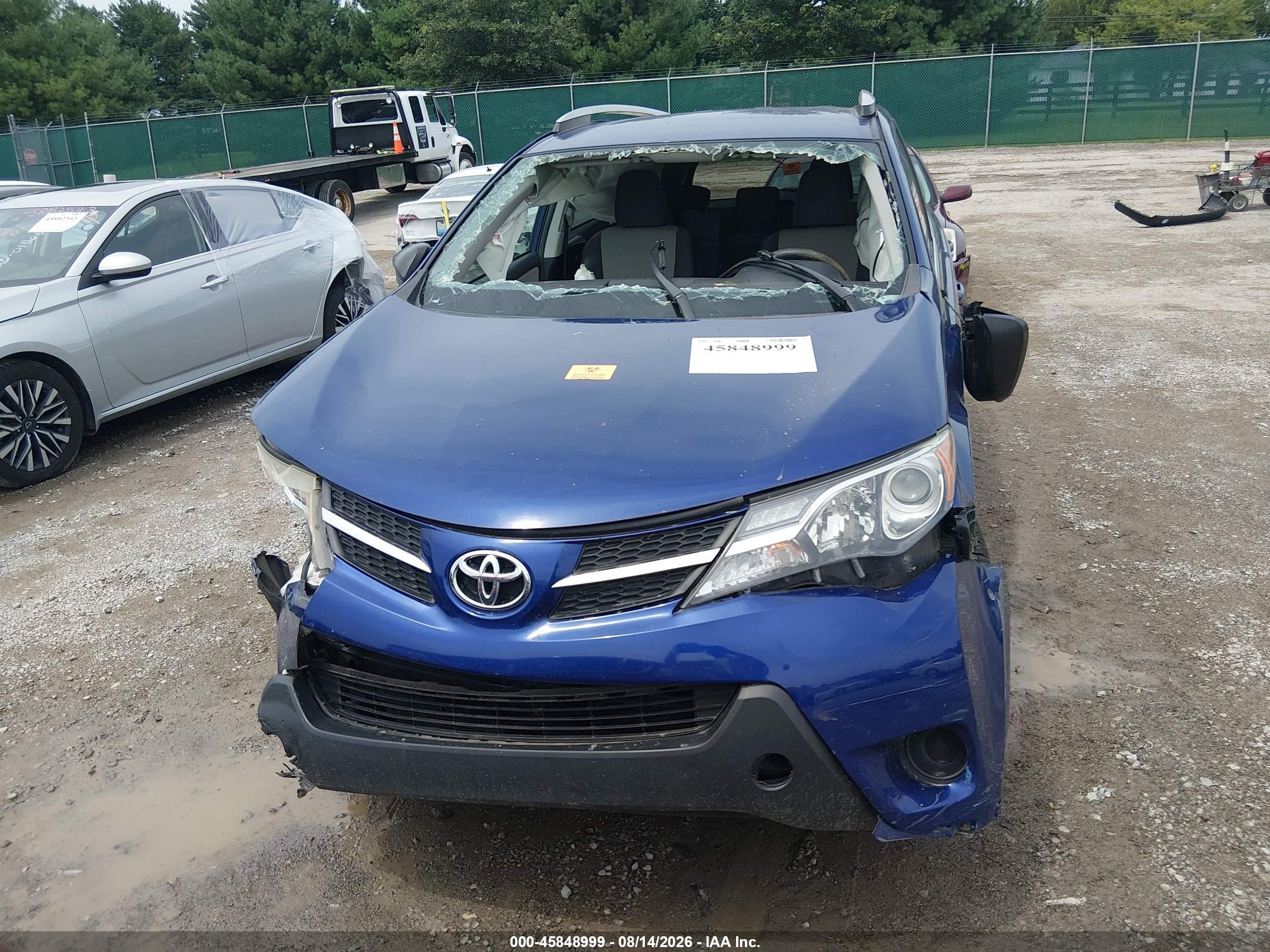 2015 Toyota Rav4 Le Blue vin: 2T3BFREV5FW344783