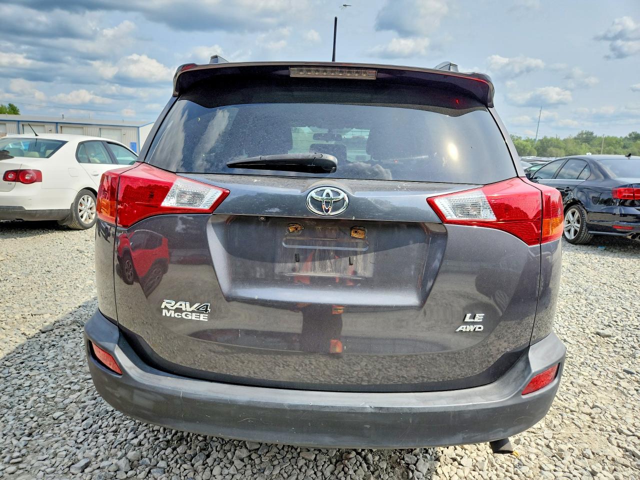 2015 Toyota Rav4 Le Gray vin: 2T3BFREV5FW358568